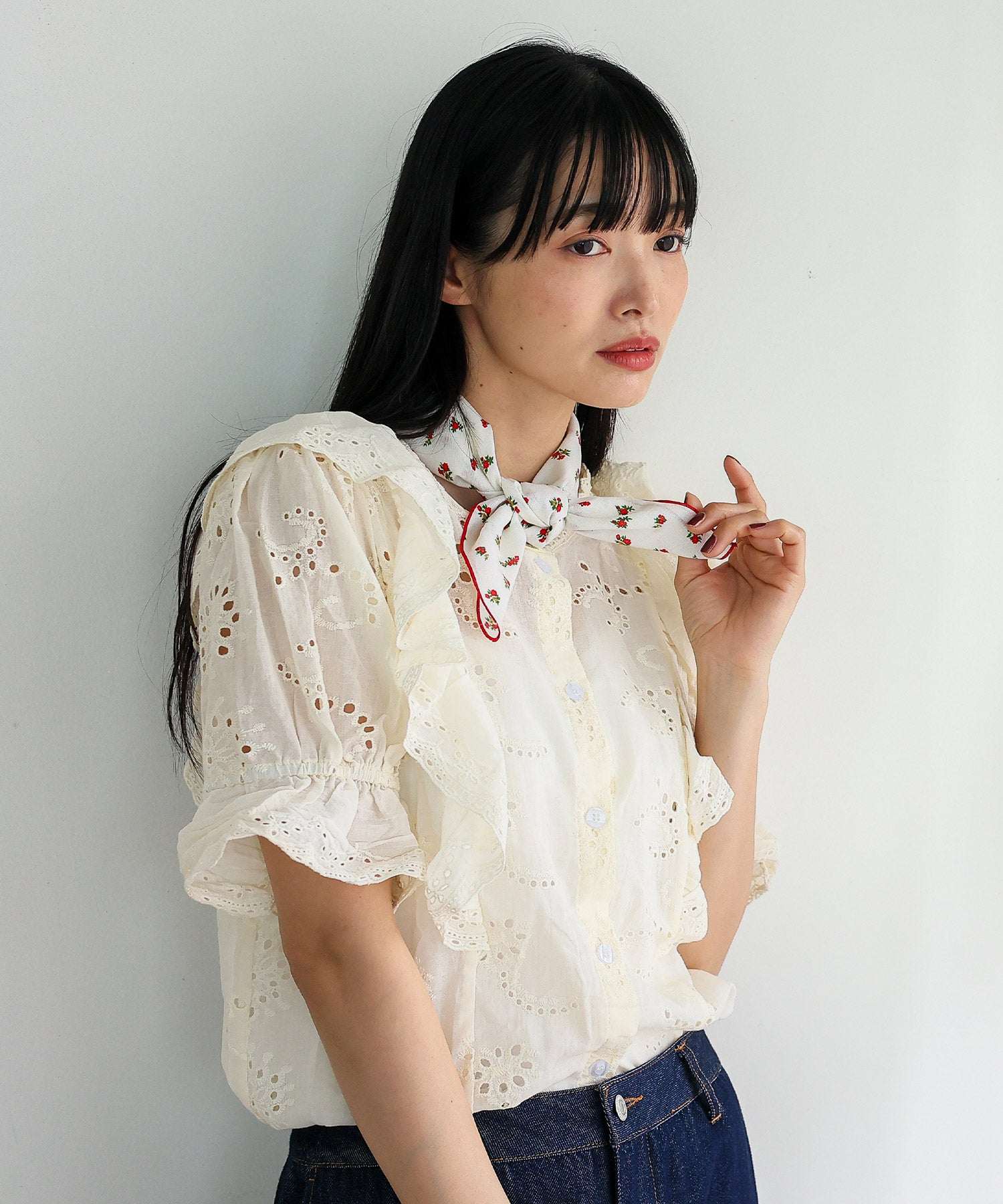ヴィータフェリーチェ VitaFelice パンチング刺繍レース（スカラップ）レースフリルブラウス （IVORY） IVORY