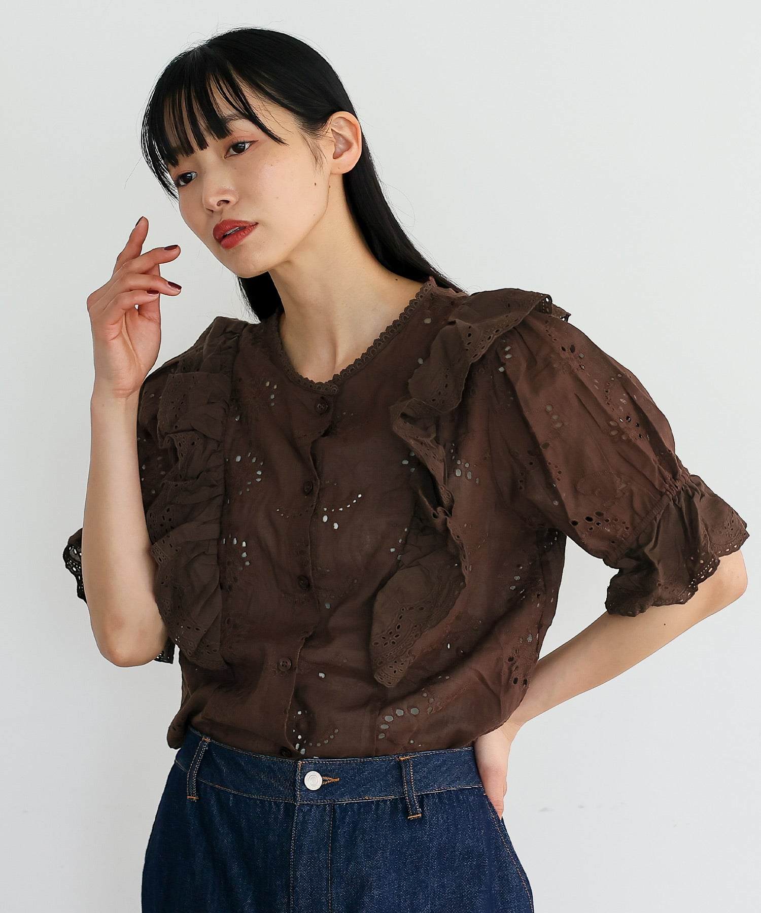ヴィータフェリーチェ VitaFelice パンチング刺繍レース（スカラップ）レースフリルブラウス （IVORY） IVORY