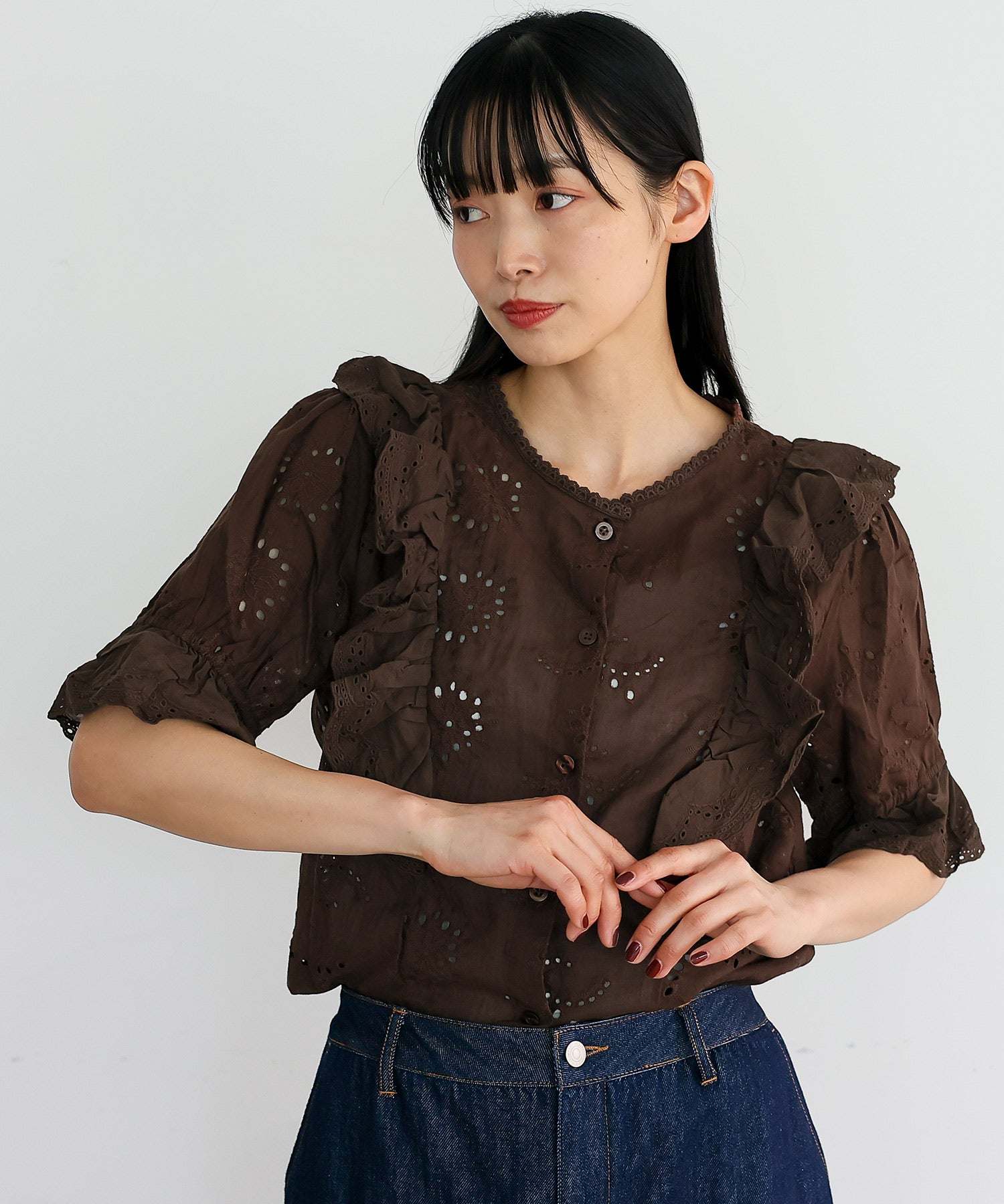 ヴィータフェリーチェ VitaFelice パンチング刺繍レース（スカラップ）レースフリルブラウス （IVORY） IVORY