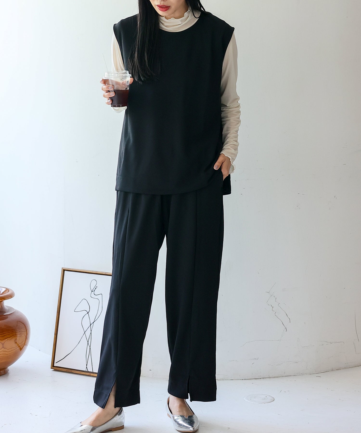 ヴィータフェリーチェ VitaFelice リラックスフィット センタープレスストレートパンツ （BLACK） BLACK