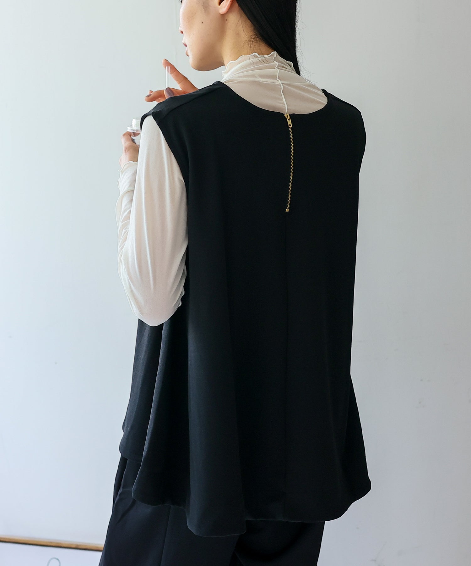 ヴィータフェリーチェ VitaFelice リラックスフィット センタープレスストレートパンツ （BLACK） BLACK