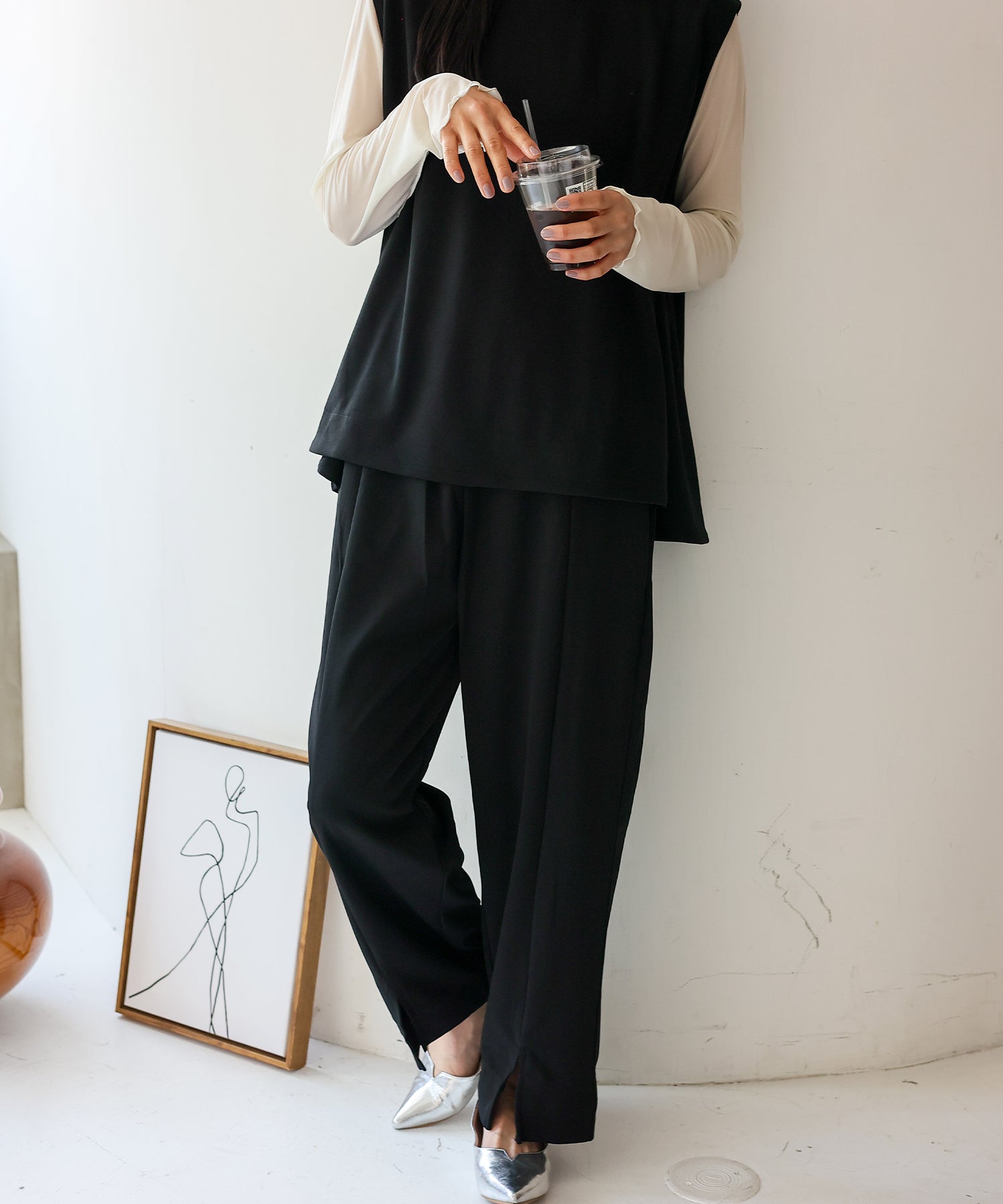 ヴィータフェリーチェ VitaFelice リラックスフィット センタープレスストレートパンツ （BLACK） BLACK