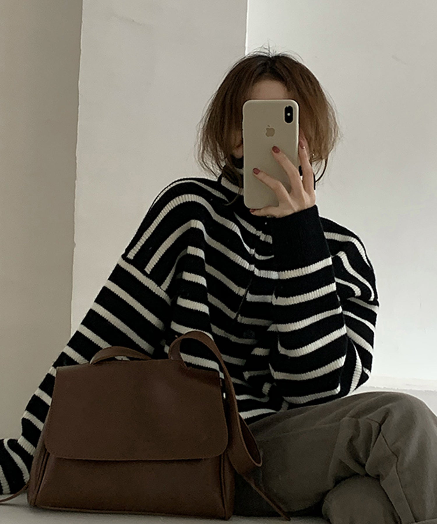 ヴィータフェリーチェ VitaFelice セーラーカラーフロントジップニットプルオーバー