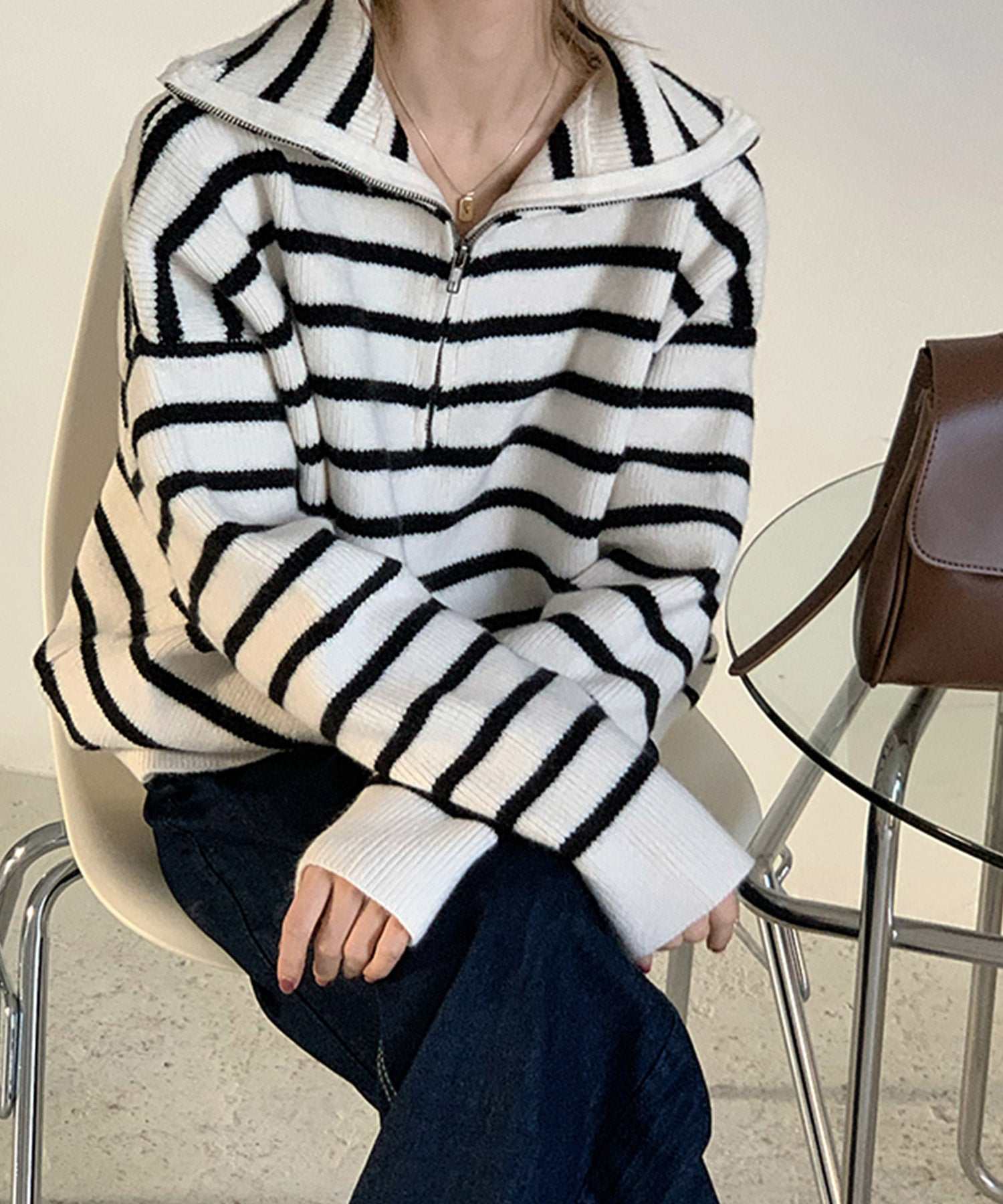 ヴィータフェリーチェ VitaFelice セーラーカラーフロントジップニットプルオーバー