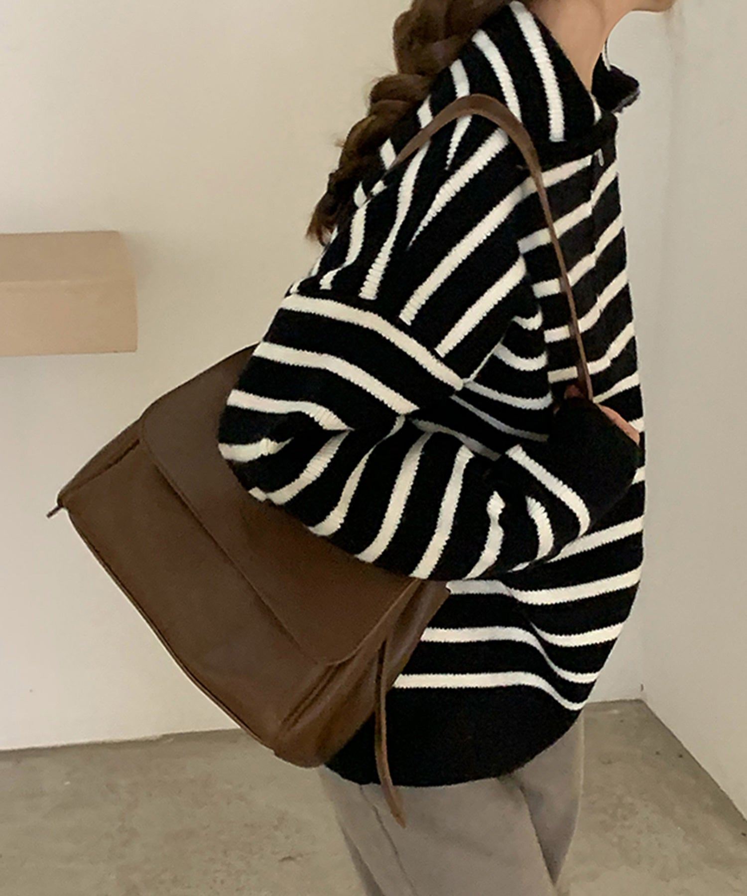 ヴィータフェリーチェ VitaFelice セーラーカラーフロントジップニットプルオーバー