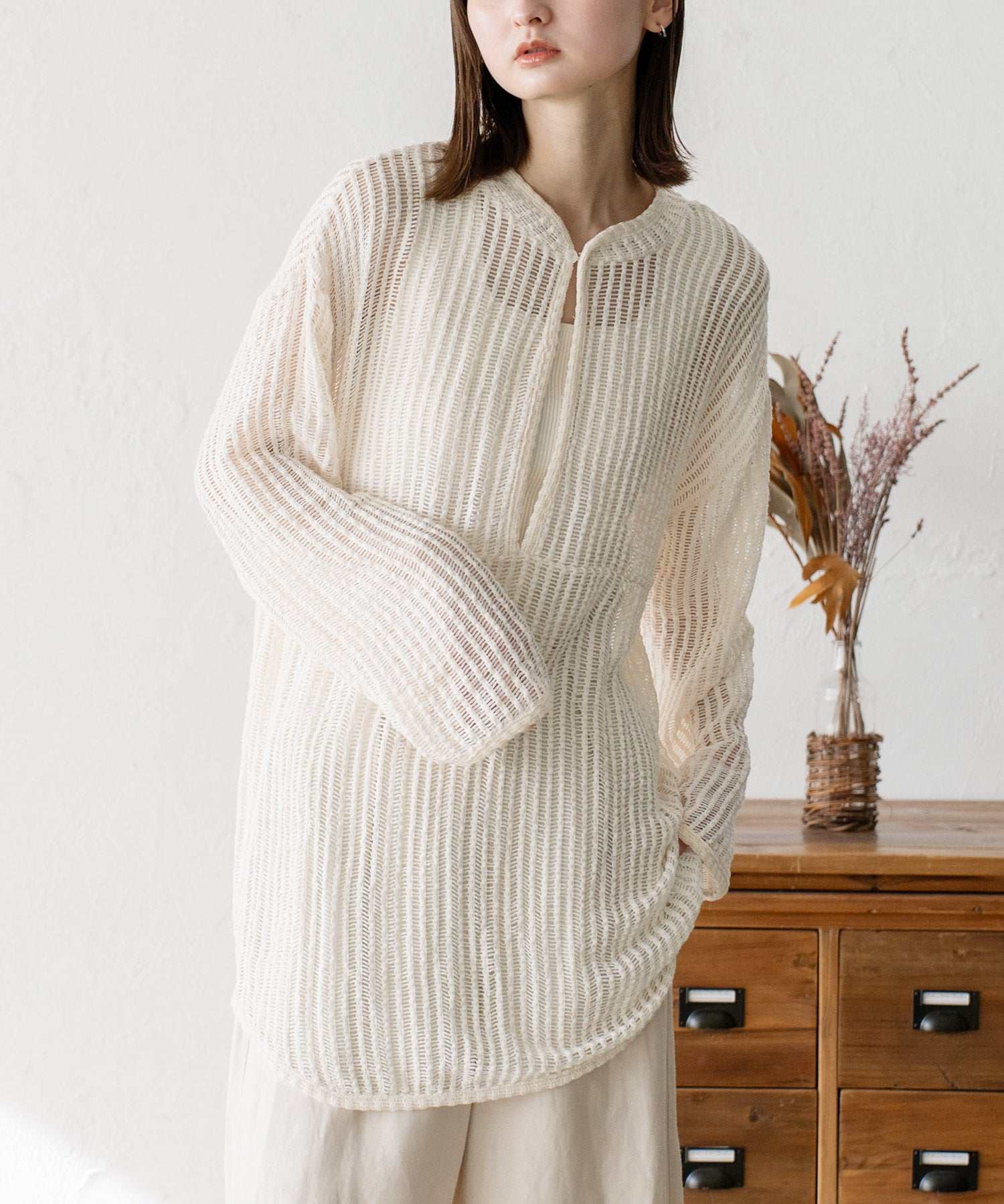 ヴィータフェリーチェ VitaFelice スリーブロング丈 メッシュ プルオーバー,IVORY