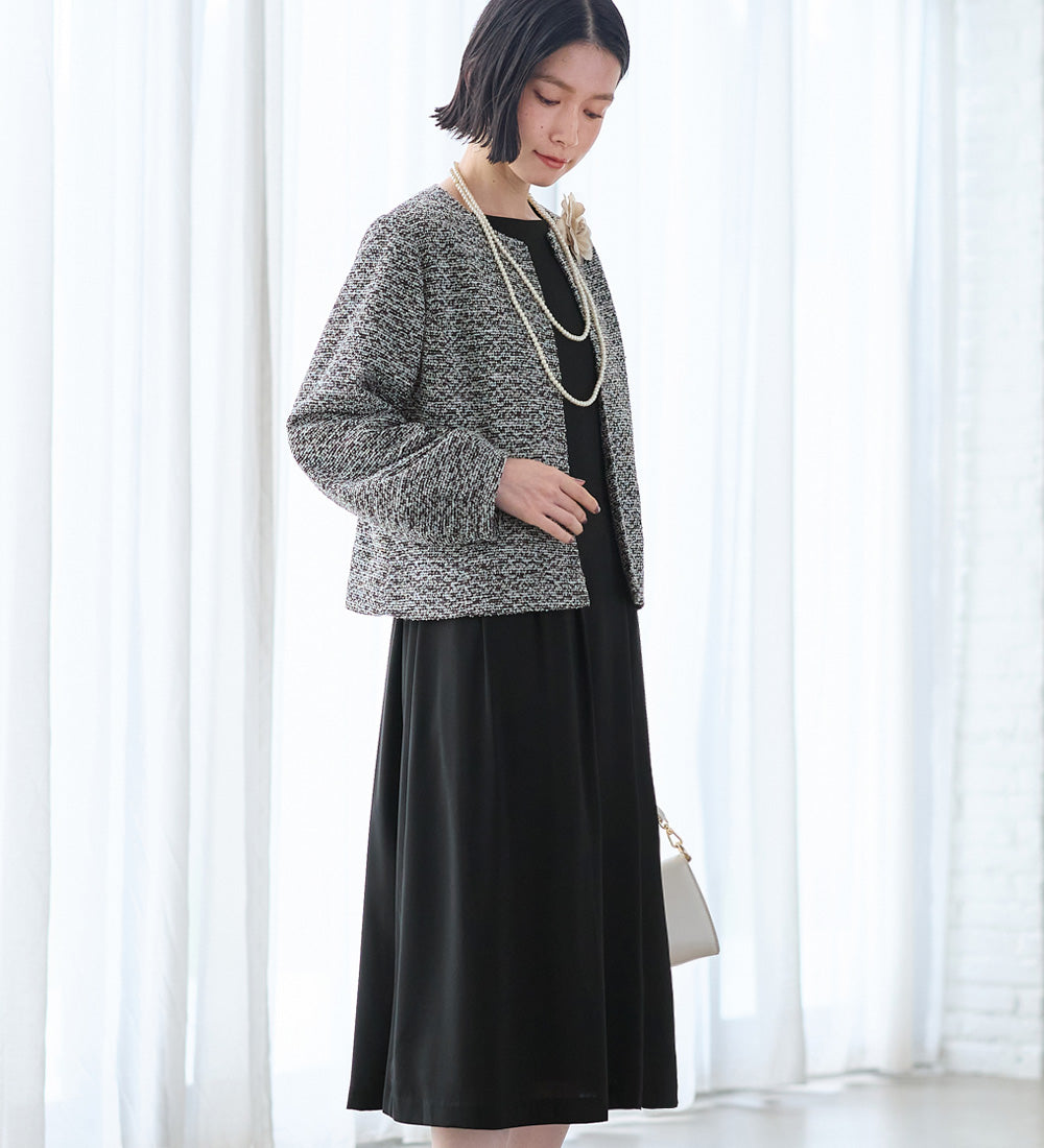 Viola e Viola and Viola e Viola Viola and Viola 【Choose from 2 types】 A stunning one-piece ensemble.
