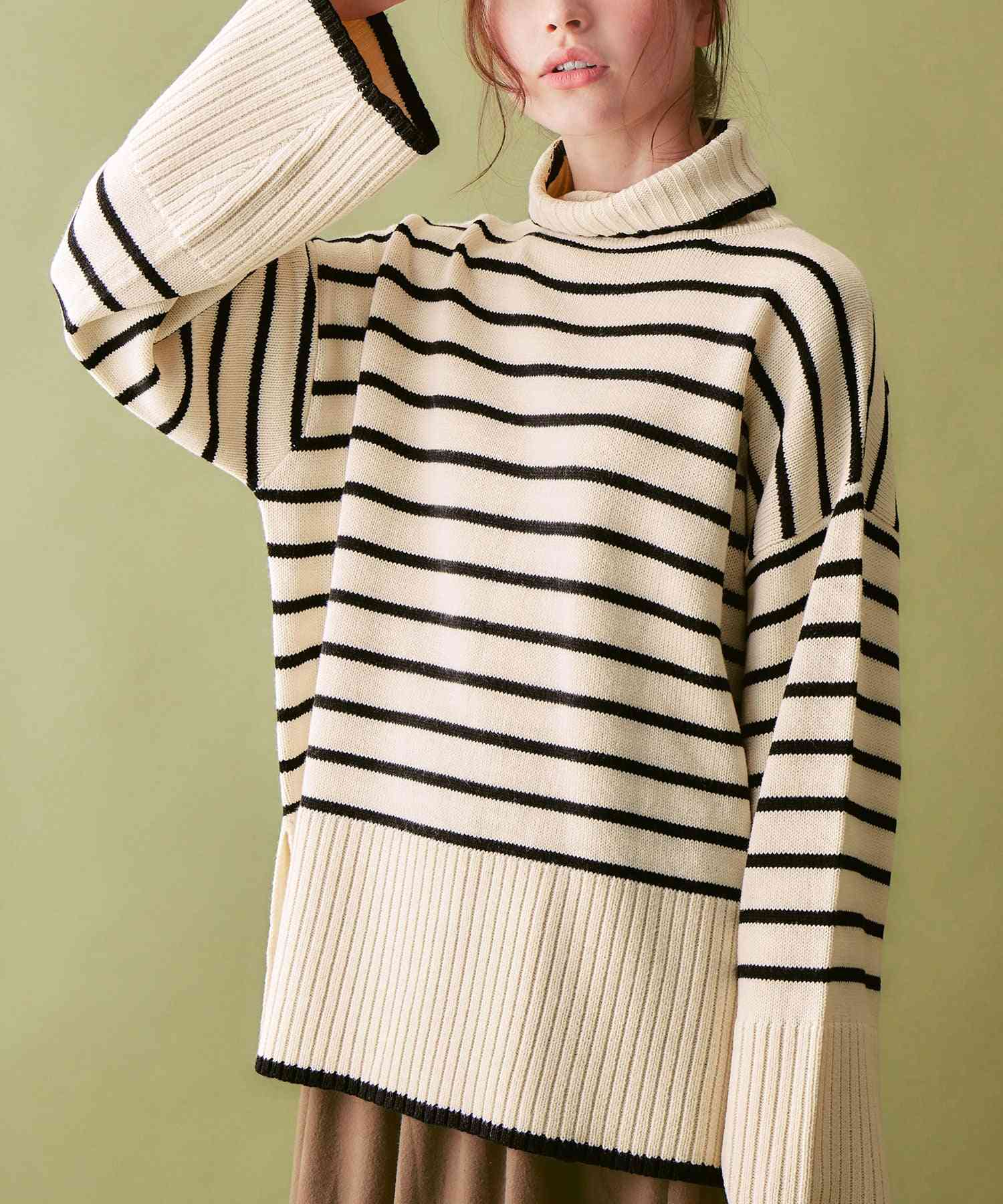 Viola e Viola Turtleneck striped knit top