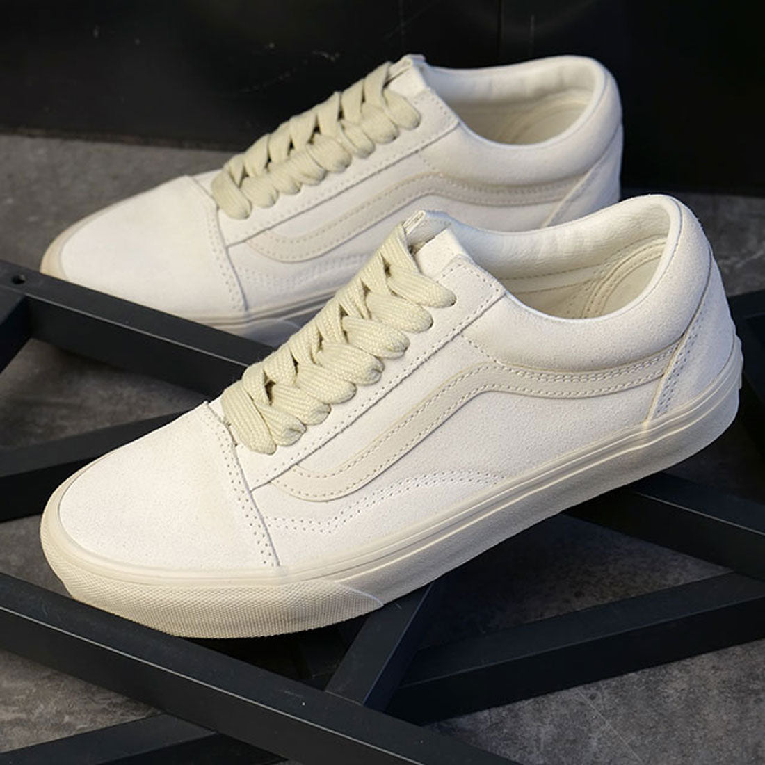ヴァンズ VANS Old Skool OVERSIZED LACE MARSHMALLOW [VN000CR5FS8 SS25]
