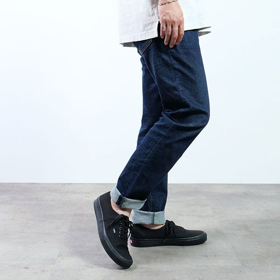 ヴァンズ VANS AUTHENTIC BLACK/BLACK [VN000EE3BKA]