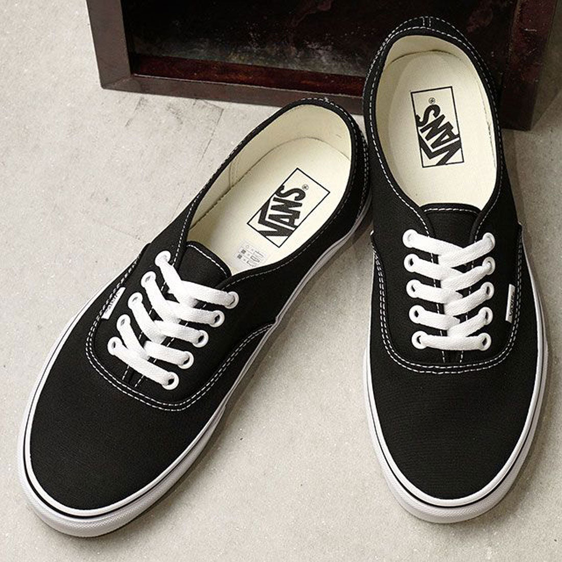VANS AUTHENTIC BLACK [VN000EE3BLK]