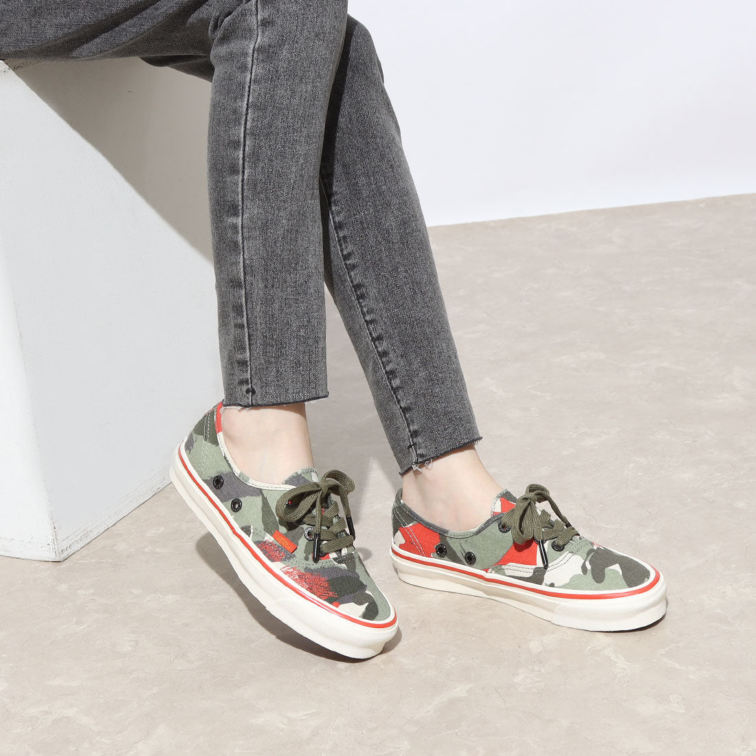 ヴァンズ VANS Nigel Cabourn ナイジェルケーボン バンズボルト OG AutheNtiC lX オーセンティック スニーカー 80431262000/001 コラボ シューズ メンズ レディース