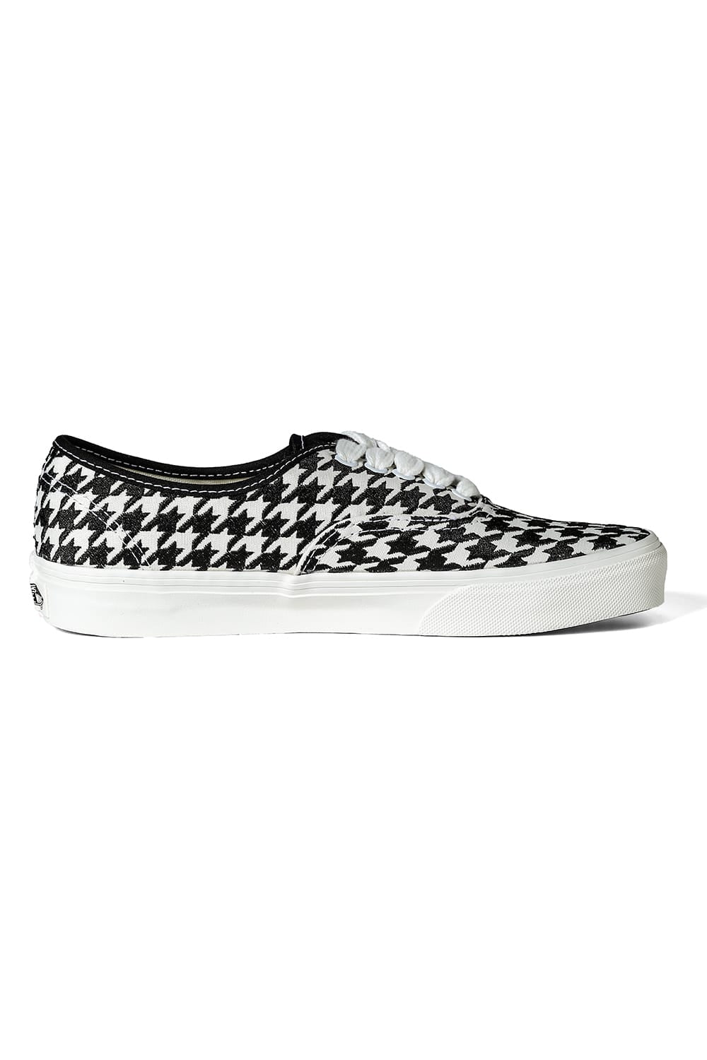 ヴァンズ VANS Authentic