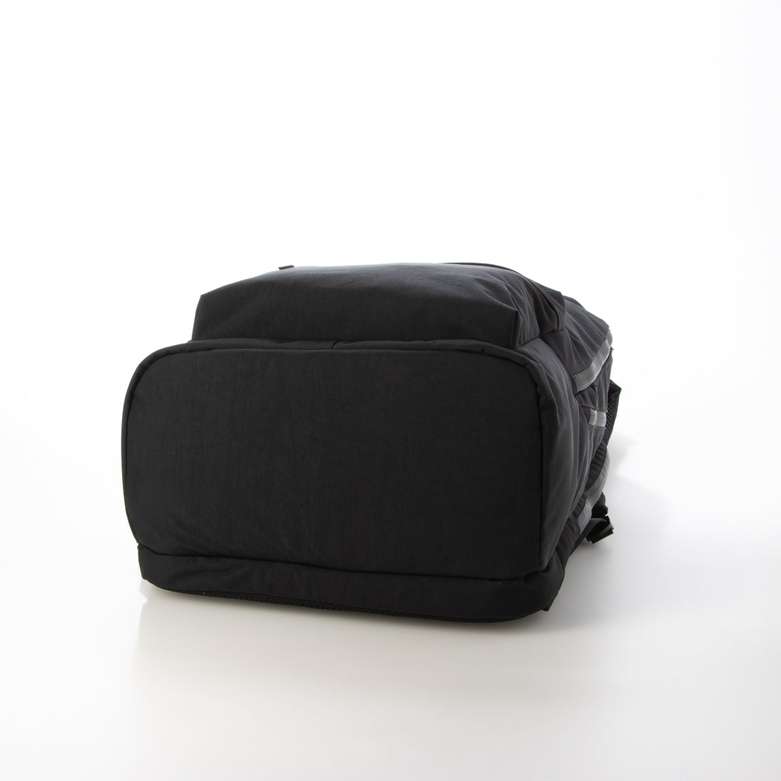 Veganview crinkle nylon backpack L size