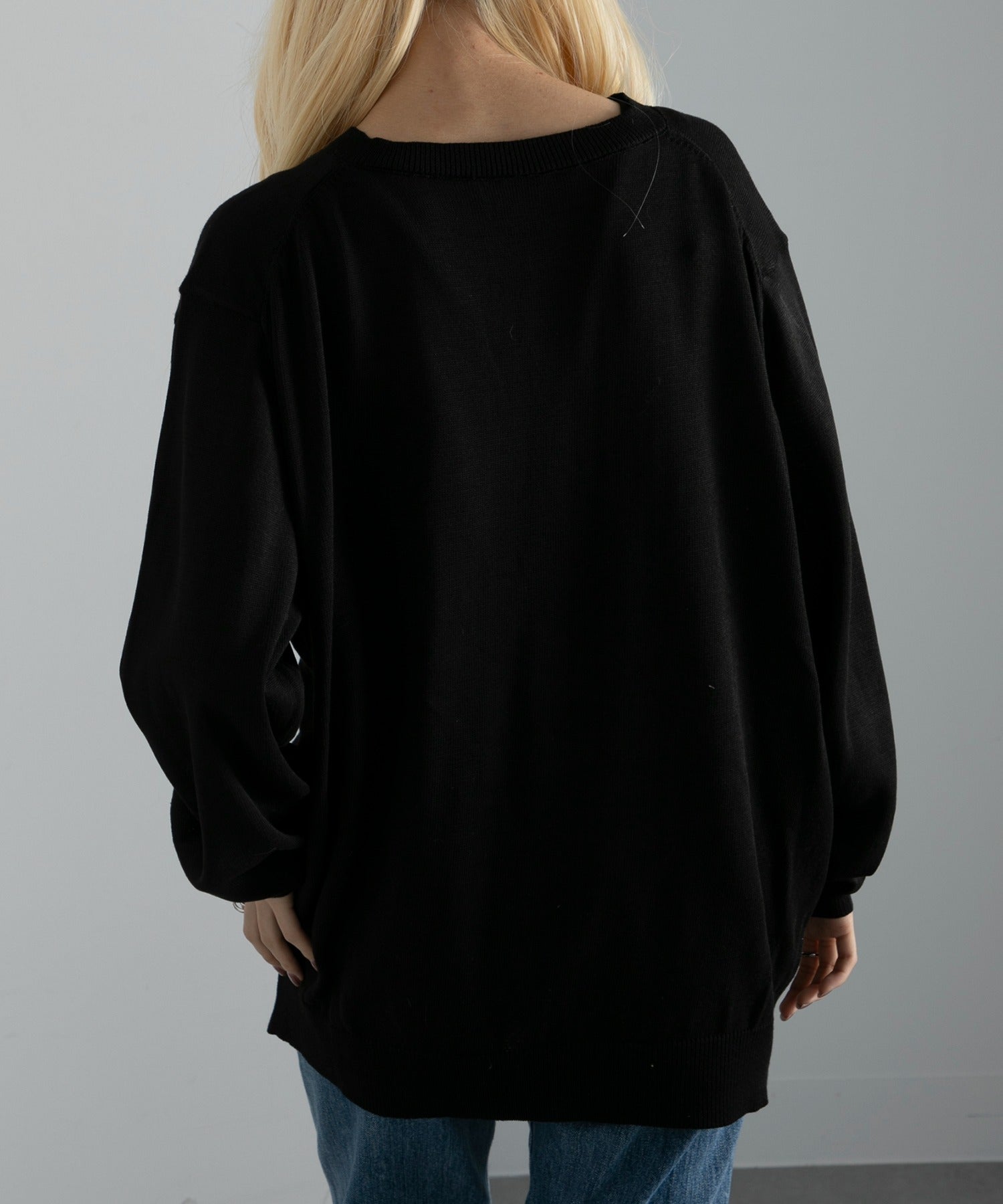 ヴィユー バイメゾンブリーズ vieux by MAISON BREEZE V neck loose light knit （ブラック） ブラック