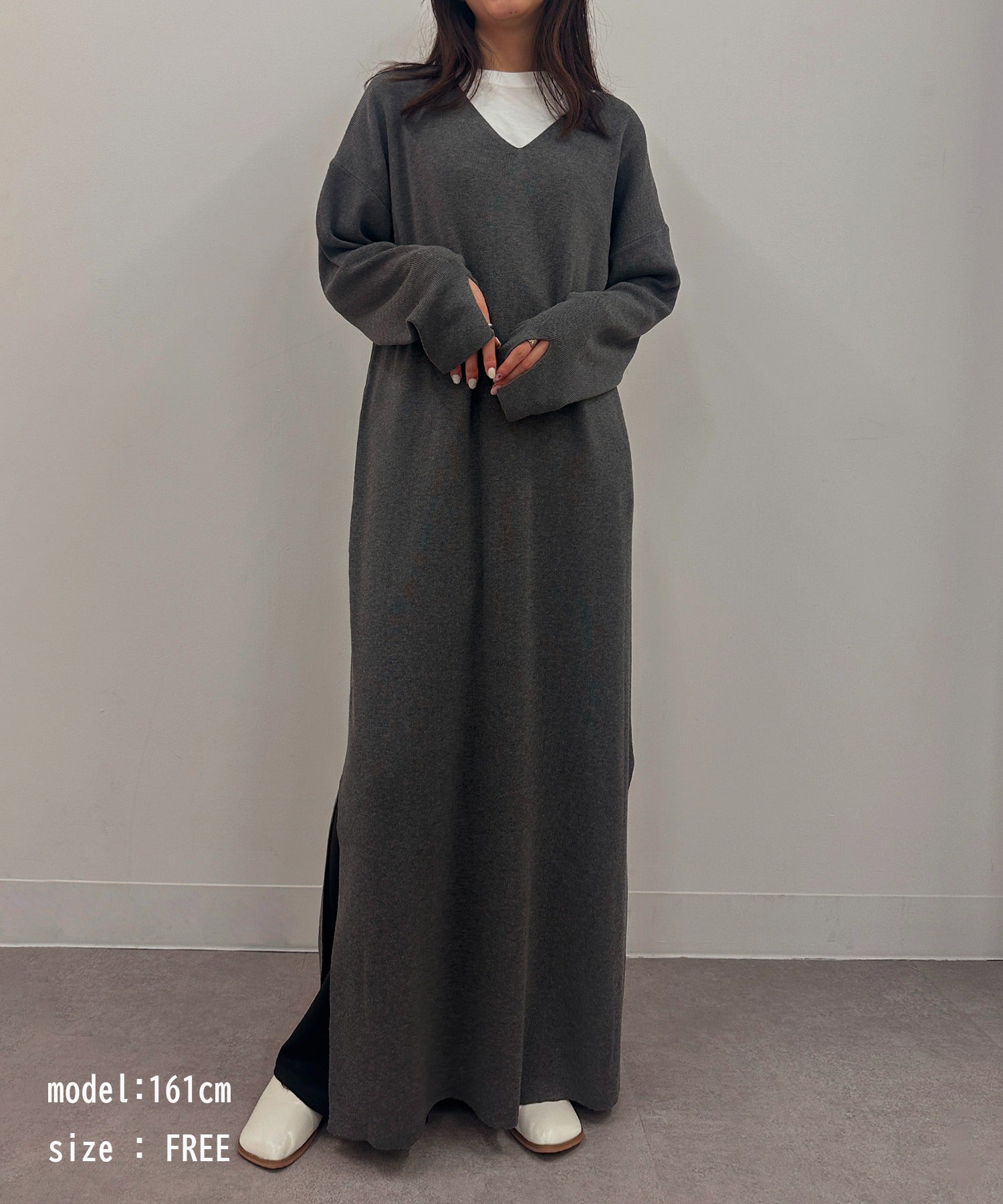 ヴィユー バイメゾンブリーズ vieux by MAISON BREEZE V neck knit long one-piece （ダークグレー） ダークグレー
