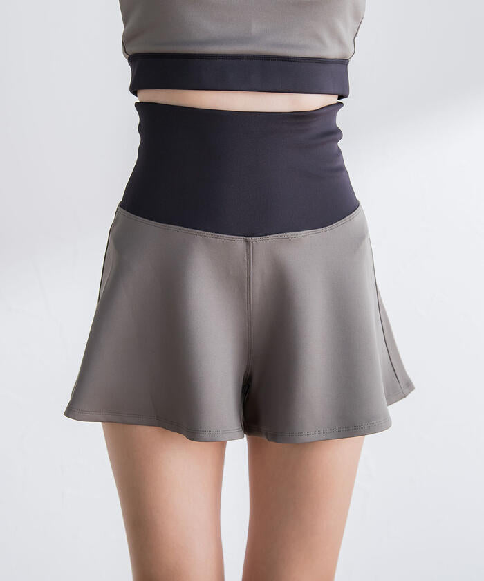 VICKY 【VICKY】 Active Short Pants