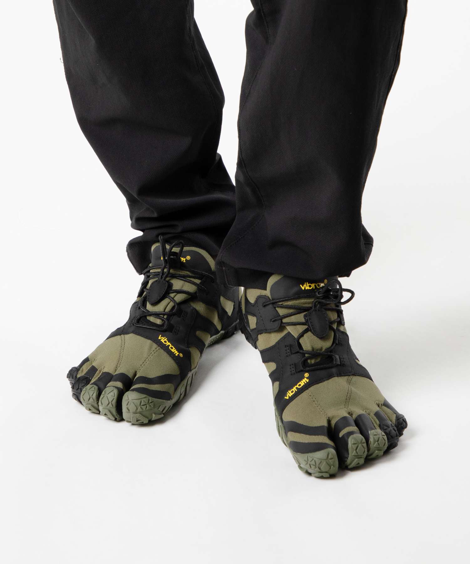 ビブラムファイブフィンガーズ Vibram FiveFingers ビブラム ファイブフィンガーズ Vibram FiveFingers V-Trail 2.0 19M7602 トレイル ランニング ベアフット 五本指 メンズ シューズ （IVY×BLACK/アイボリー×ブラック） IVY×BLACK/アイボリー×ブラック