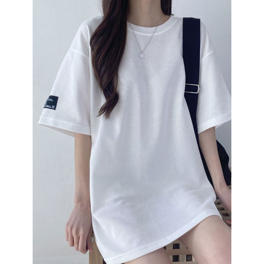 ビビッドレディ VIVIDLADY オーバーフィット袖パッチ入り半袖tシャツ レディース ロゴ入り 半袖tシャツ オーバーフィット tシャツ ゆったり トップス クルーネック デイリー オーバーフィッ アイボリー