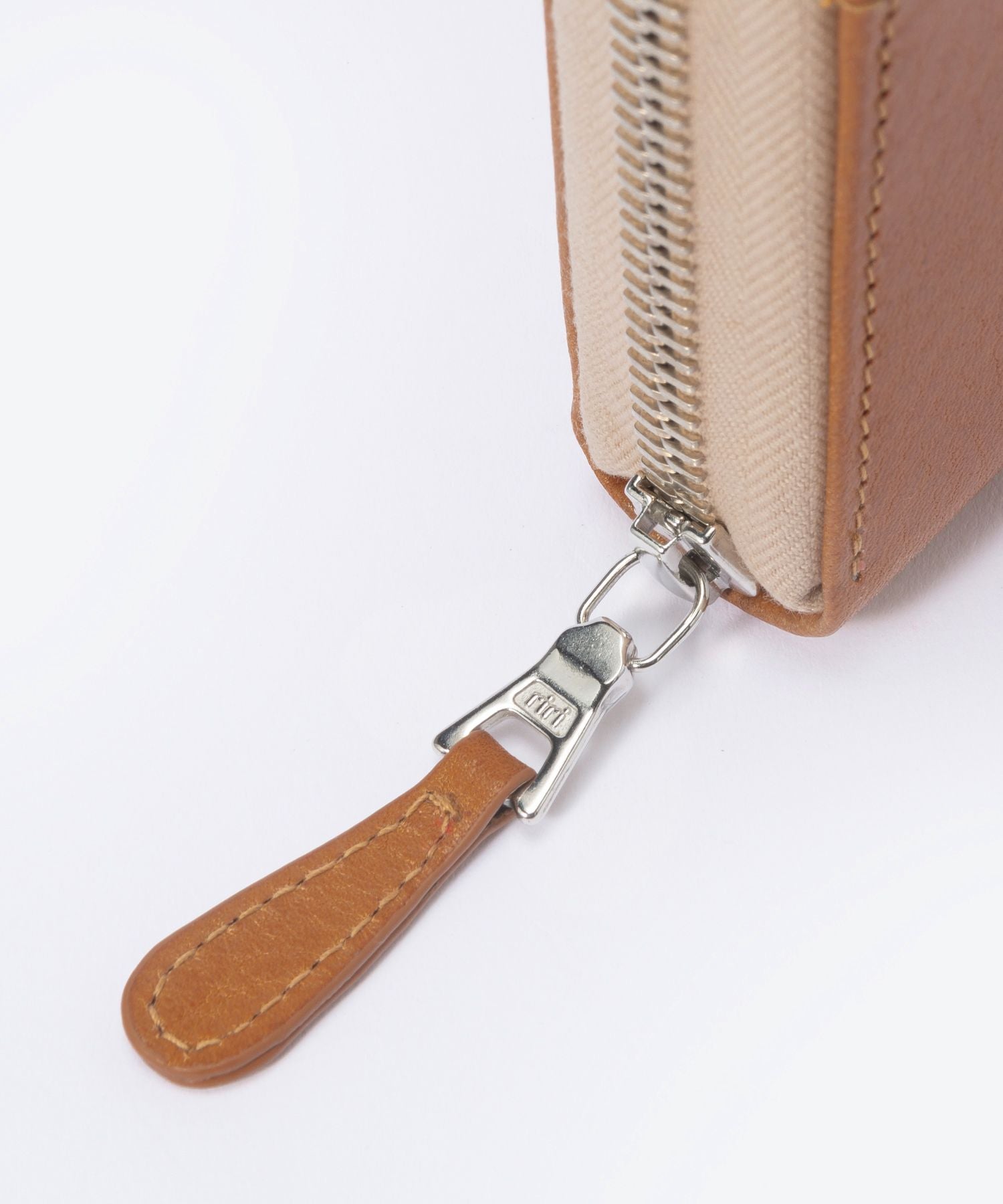 ホワイトハウスコックス Whitehouse Cox ホワイトハウスコックス Whitehouse Cox ES1088 長財布 ZIP ROUND PURSE メンズ 財布 ロングウォレット レザー 本革 サドル