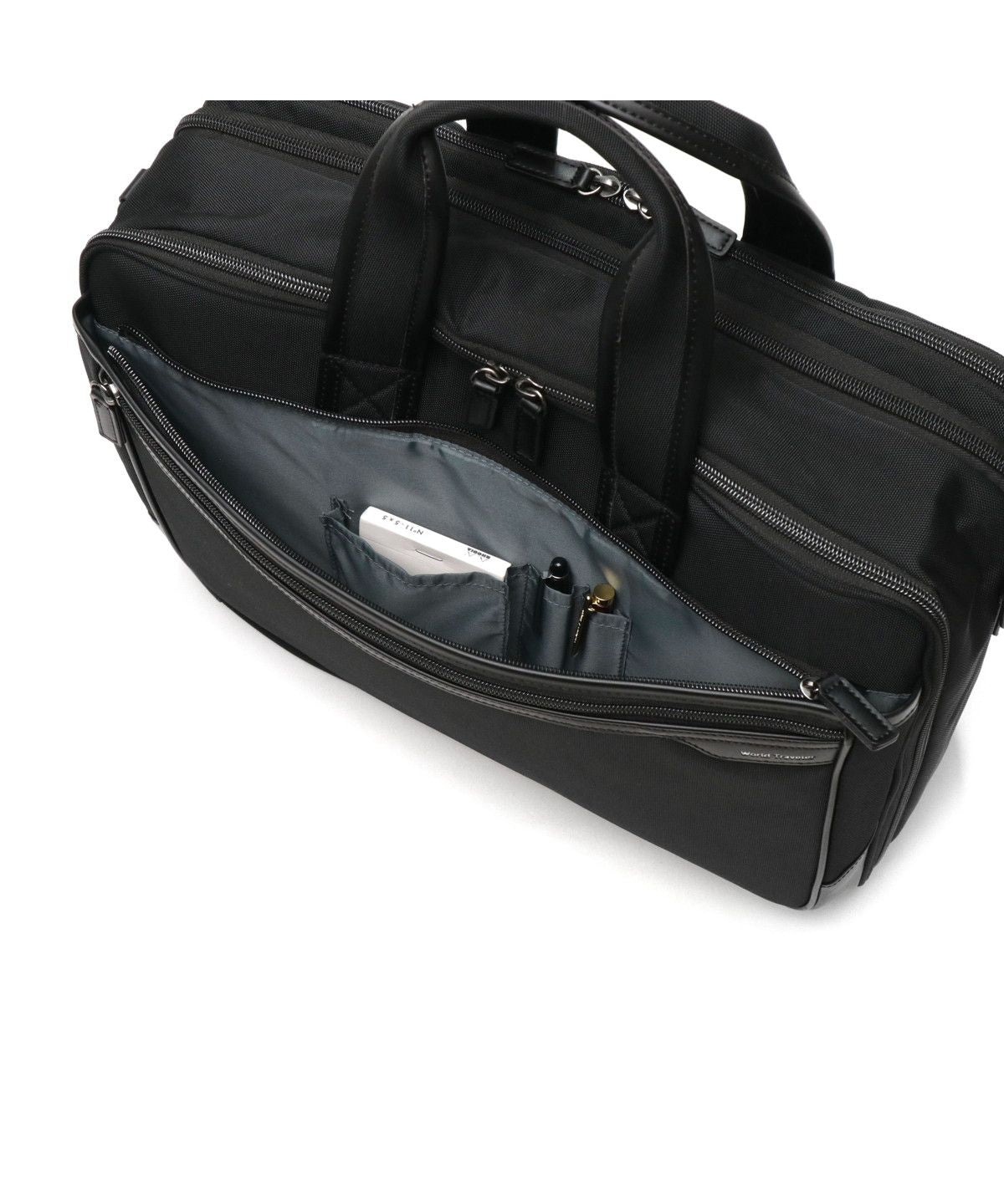 ワールドトラベラー World Traveler ワールドトラベラー ブリーフケース PC B4 軽量 World Traveler 2WAY ビジネスバッグ ショルダー バッグ PC収納 クロトB 17483 （ブラック） ブラック