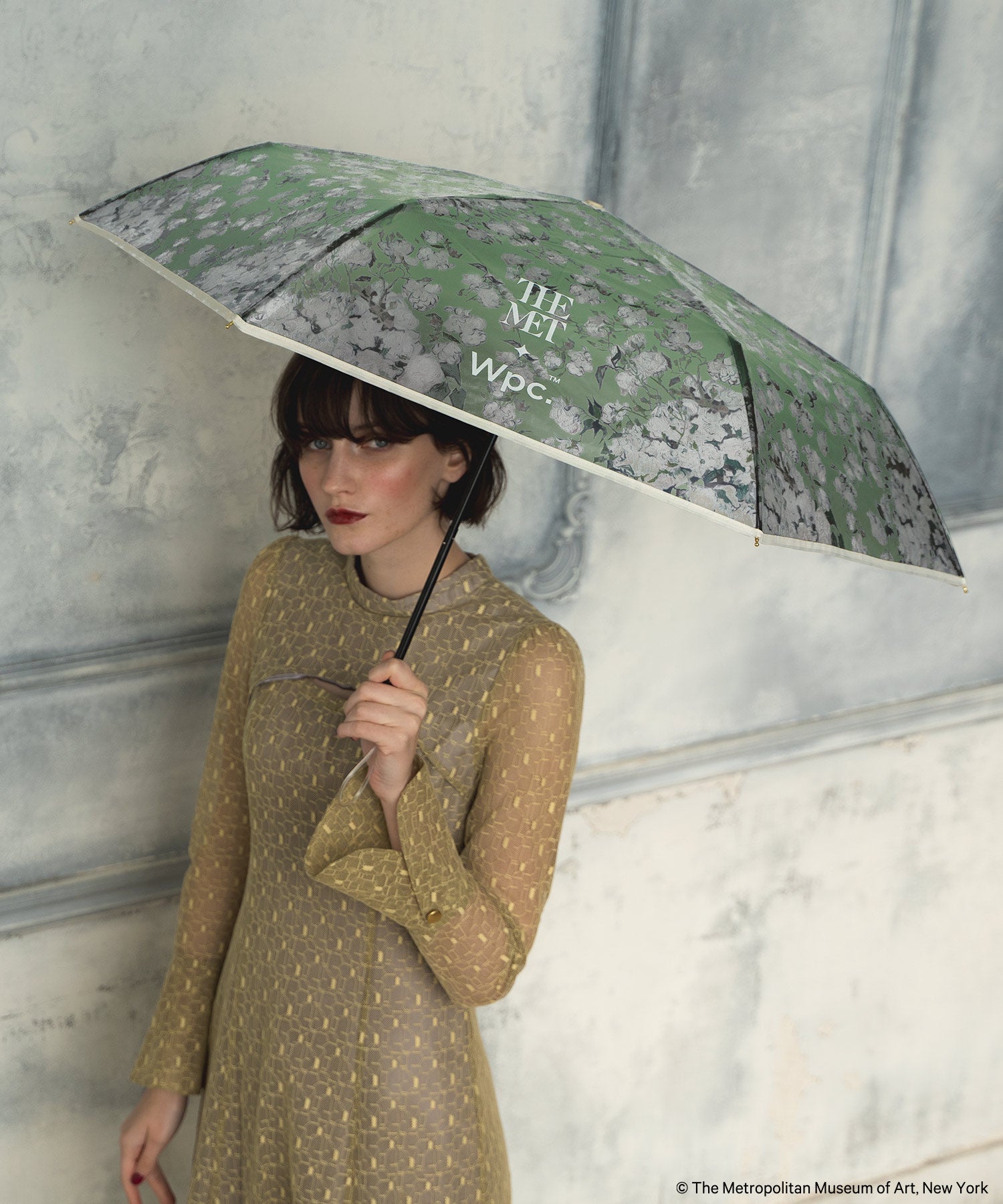 【Wpc.公式】ビニール傘 メトロポリタン美術館 名画アンブレラ ミニ 49cm 傘 レディース 雨傘 折りたたみ傘 折り畳み傘 折りたたみ 折り畳み