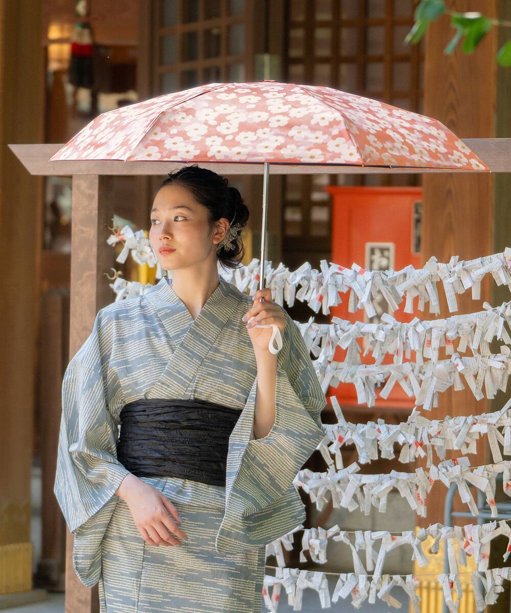 【Wpc.公式】日傘 遮光 お守りパラソル ミニ 完全遮光 遮熱 晴雨兼用 レディース 折りたたみ傘 （グレー） グレー