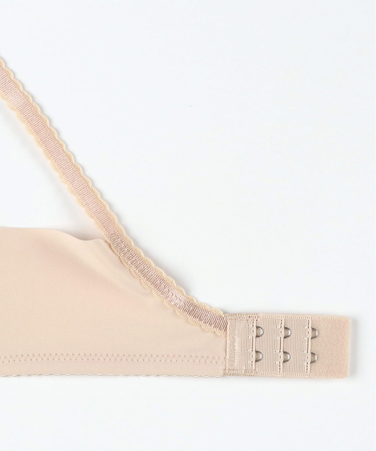 ウイング Wing ブラジャー バストとカップのすきまにフィット 自然にボリュームメイク ソフトなつけごこち 【スキマフィットブラ】 ブラ （BE） BE