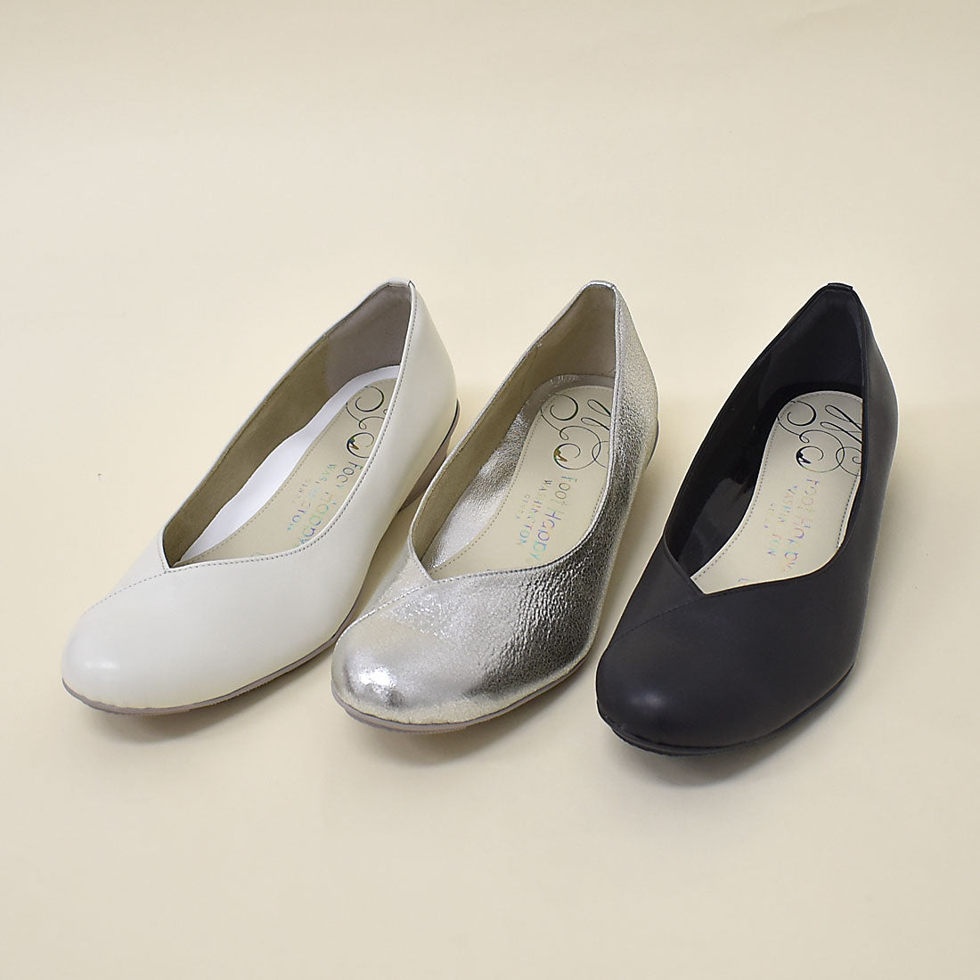 ワシントンフットハッピー WASHINGTON Foot Happy WASHINGTON FootHappy 晴雨兼用 Vカットフラットパンプス