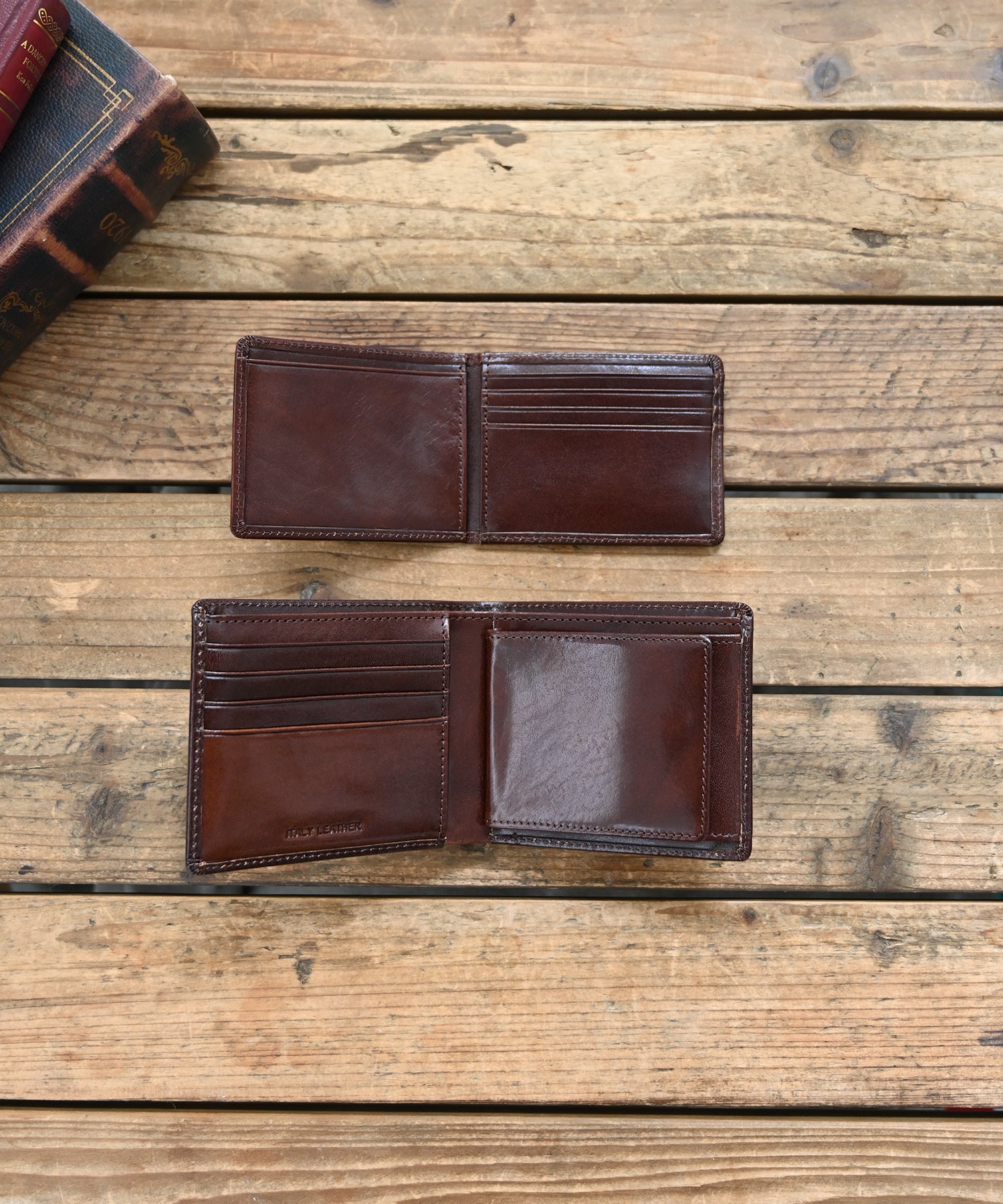 Editors Draw Italy Leather Bi-fold Wallet
