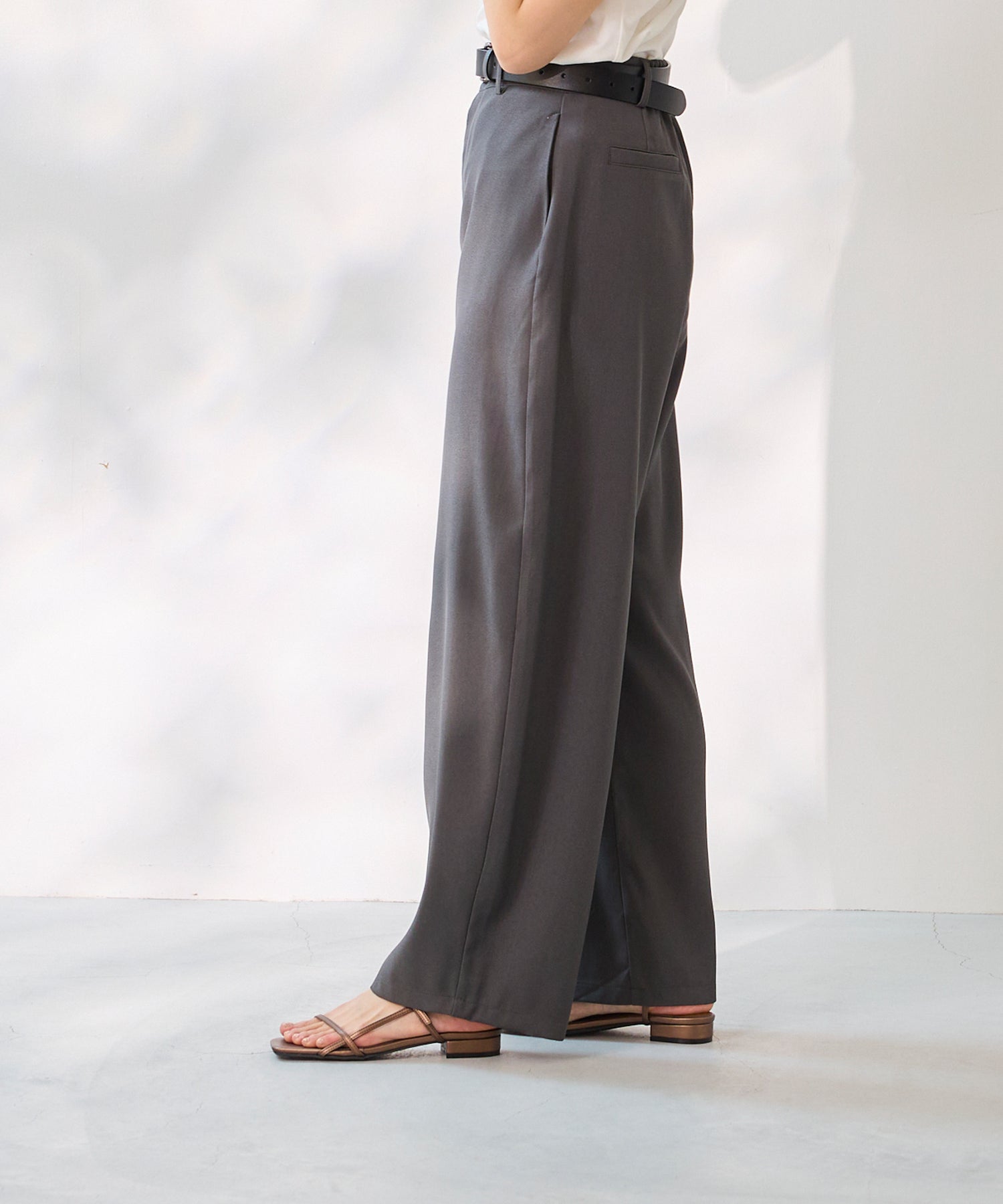 ウェレッグ welleg 華奢見え ストラップサンダル （1150ブロンズPU） 1150ブロンズPU