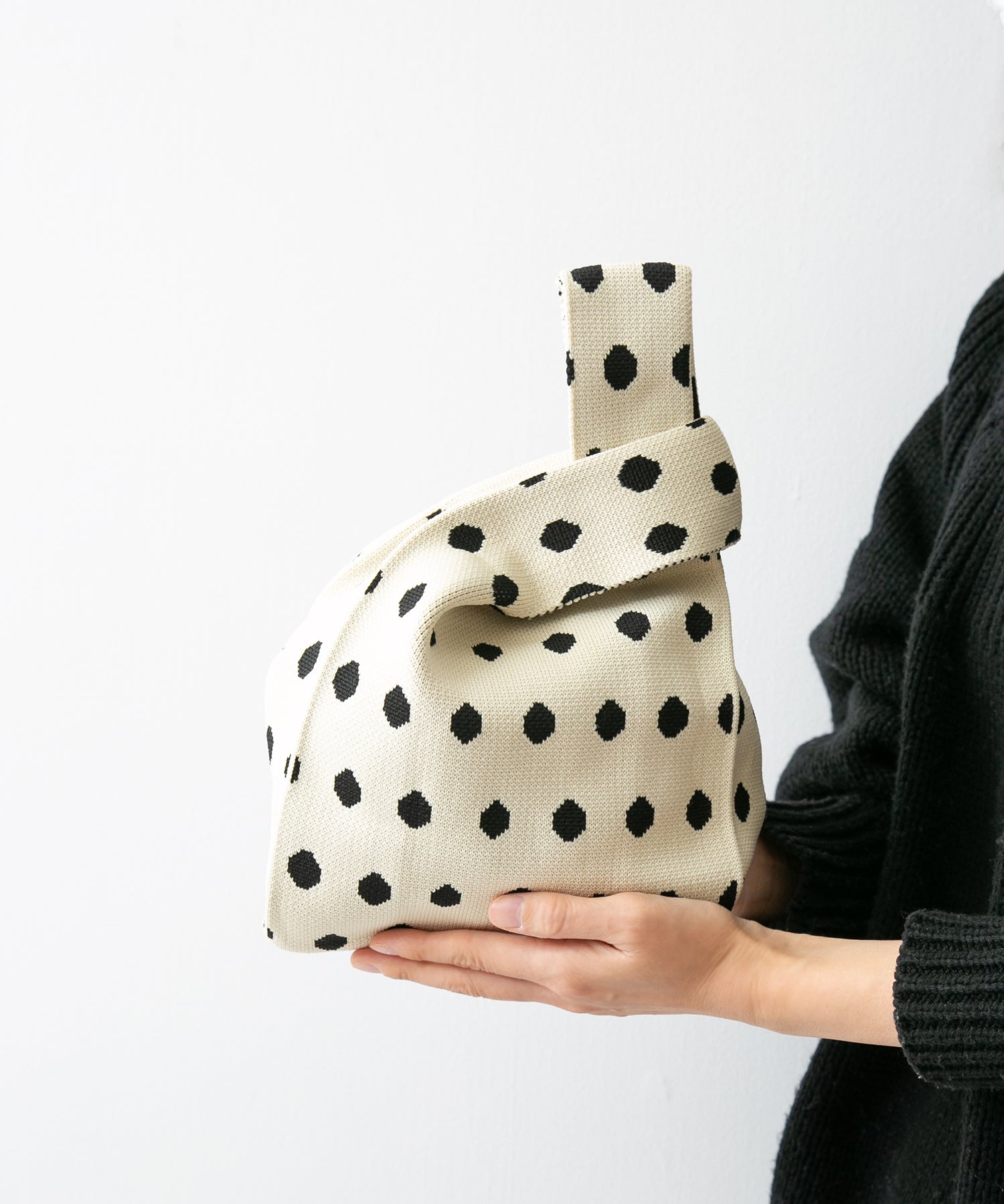 Welleg Select Knit Marche Bag