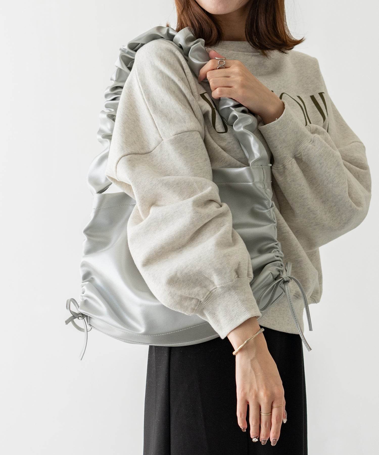ウェレッグ セレクト welleg sellect フリルハンドルバッグ （4140シルバー） 4140シルバー