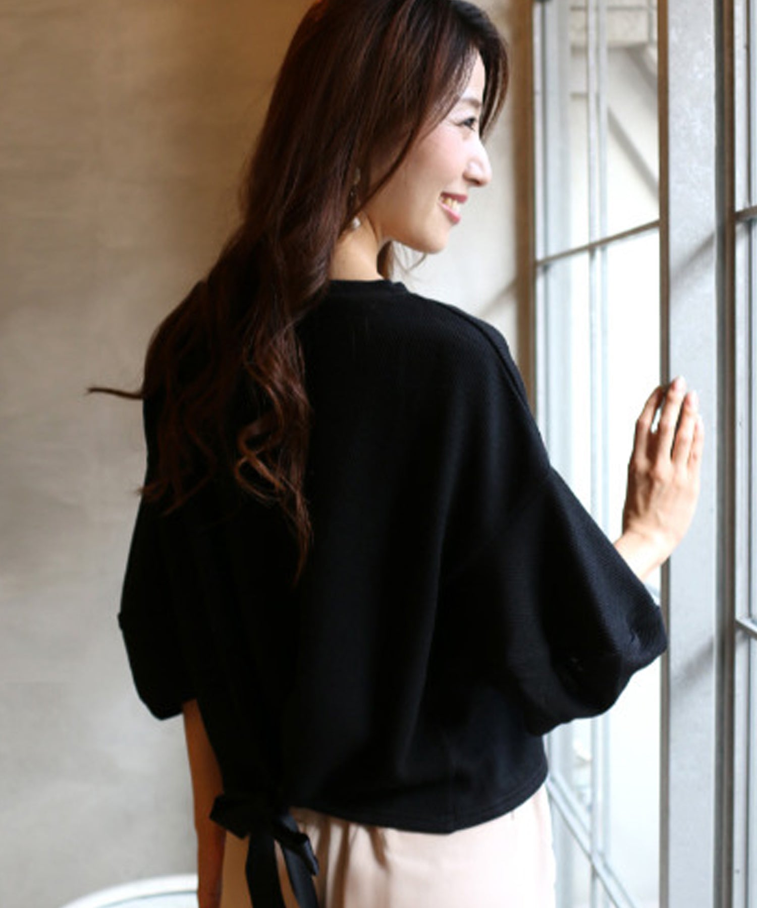 エーレスタイル Ehre style ［お仕事服にも使える］ ぽわん袖とリボントップス （ブラック） ブラック