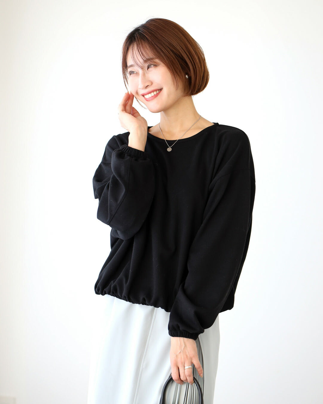 Ehre style Just wear it and you're all set! How about this long T-shirt? A loose-fitting top.