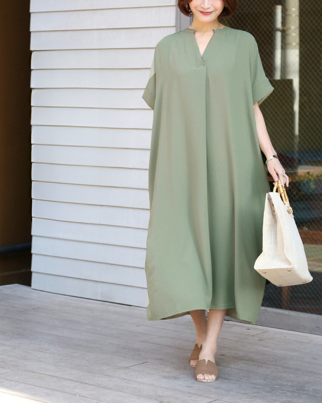 エーレスタイル Ehre style 体を包む涼しげライン楽ワンピース （カーキ） カーキ