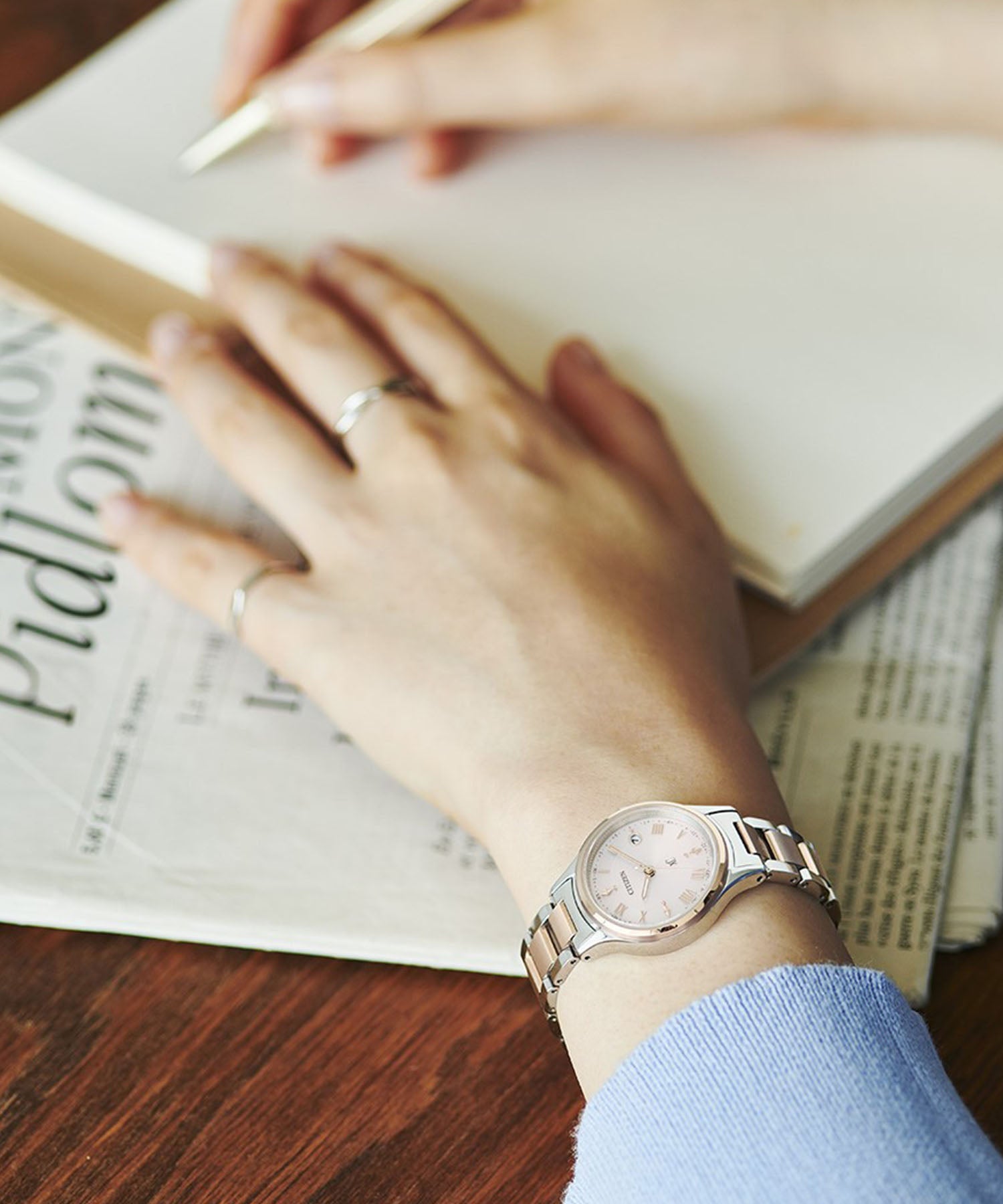 CROSSSEA xC xC CROSSSEA Solar Powered Eco-Drive Radio-Controlled Watch Model Worn by Keiko Kitagawa Sakura Pink Hikari Collection