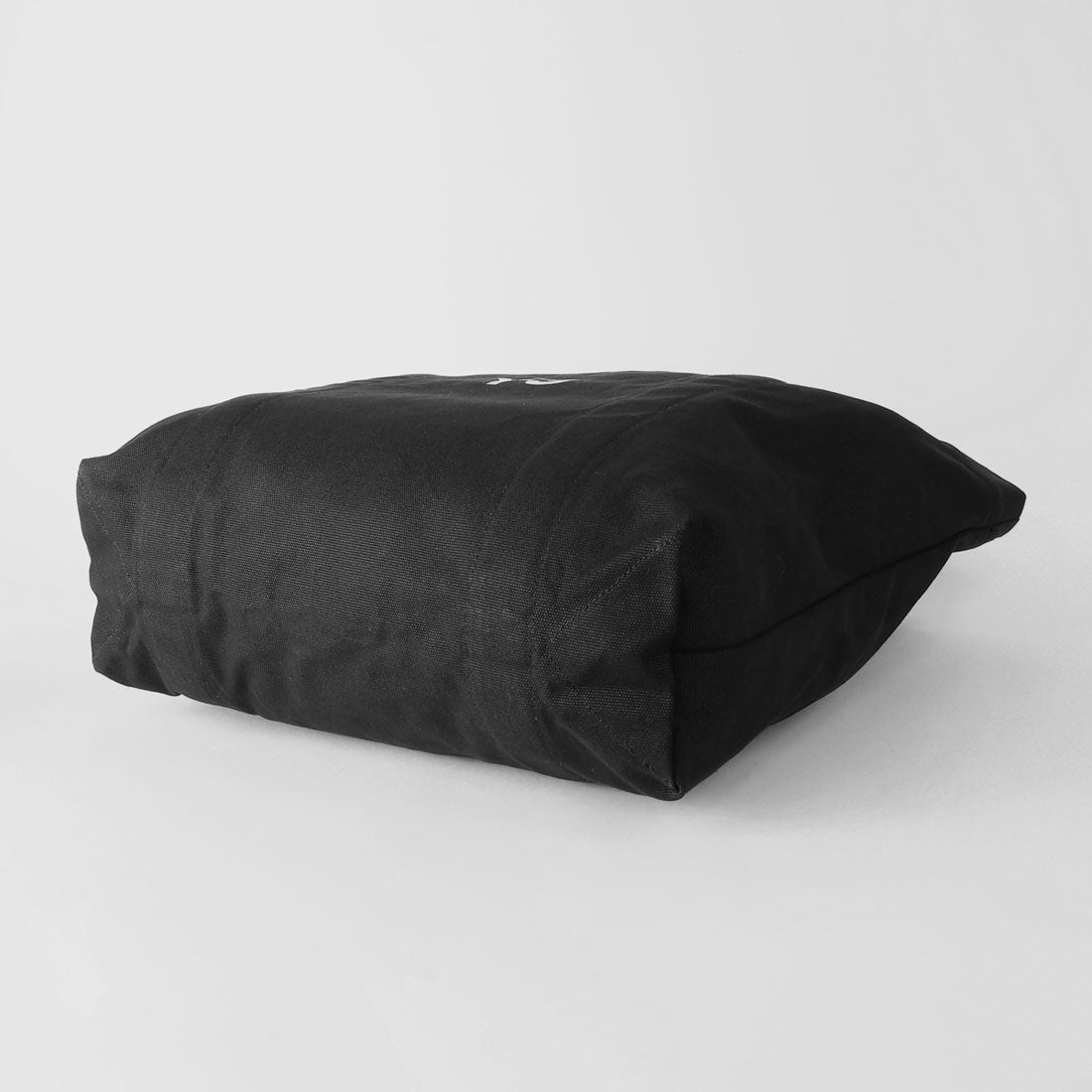 ワイスリー Y-3 トートバッグ ロゴ CANVAS TOTE KD4184 （ブラック） ブラック