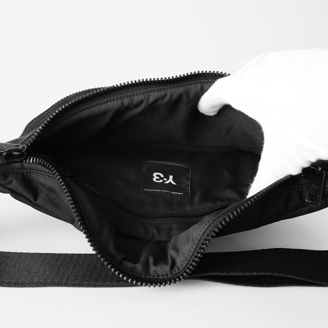 ワイスリー Y-3 ウエストバッグ・ボディバッグ ロゴ FANNY PACK JW6221 （ブラック） ブラック