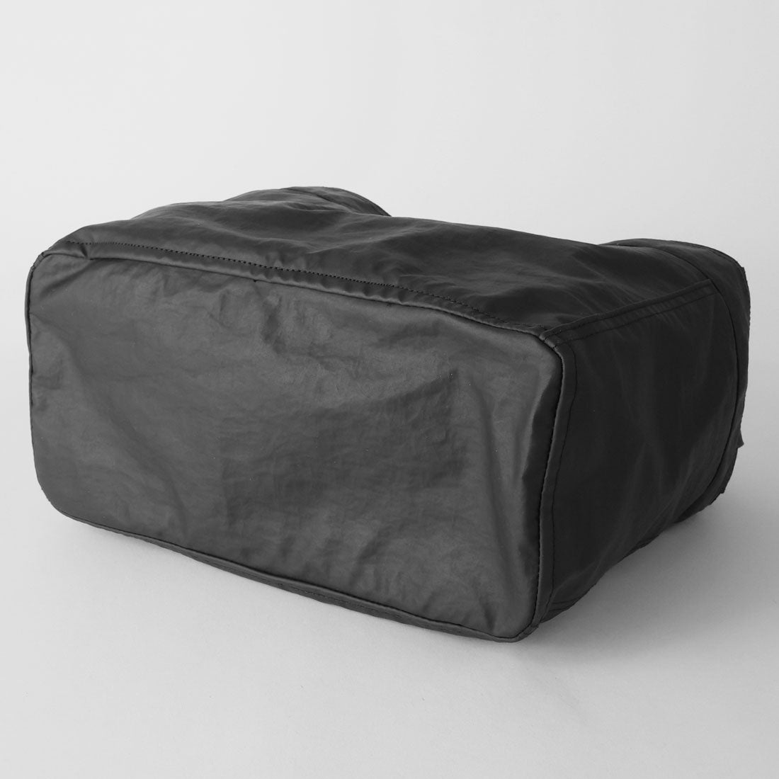 ワイスリー Y-3 トートバッグ ロゴ NEWSPAPER BAG S KE5028 （ブラック） ブラック