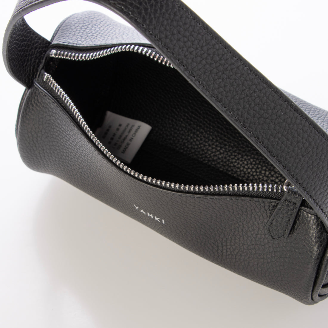 ヤーキ YAHKI シュリンクソフトダブルフェイスハンドバッグ （black） black