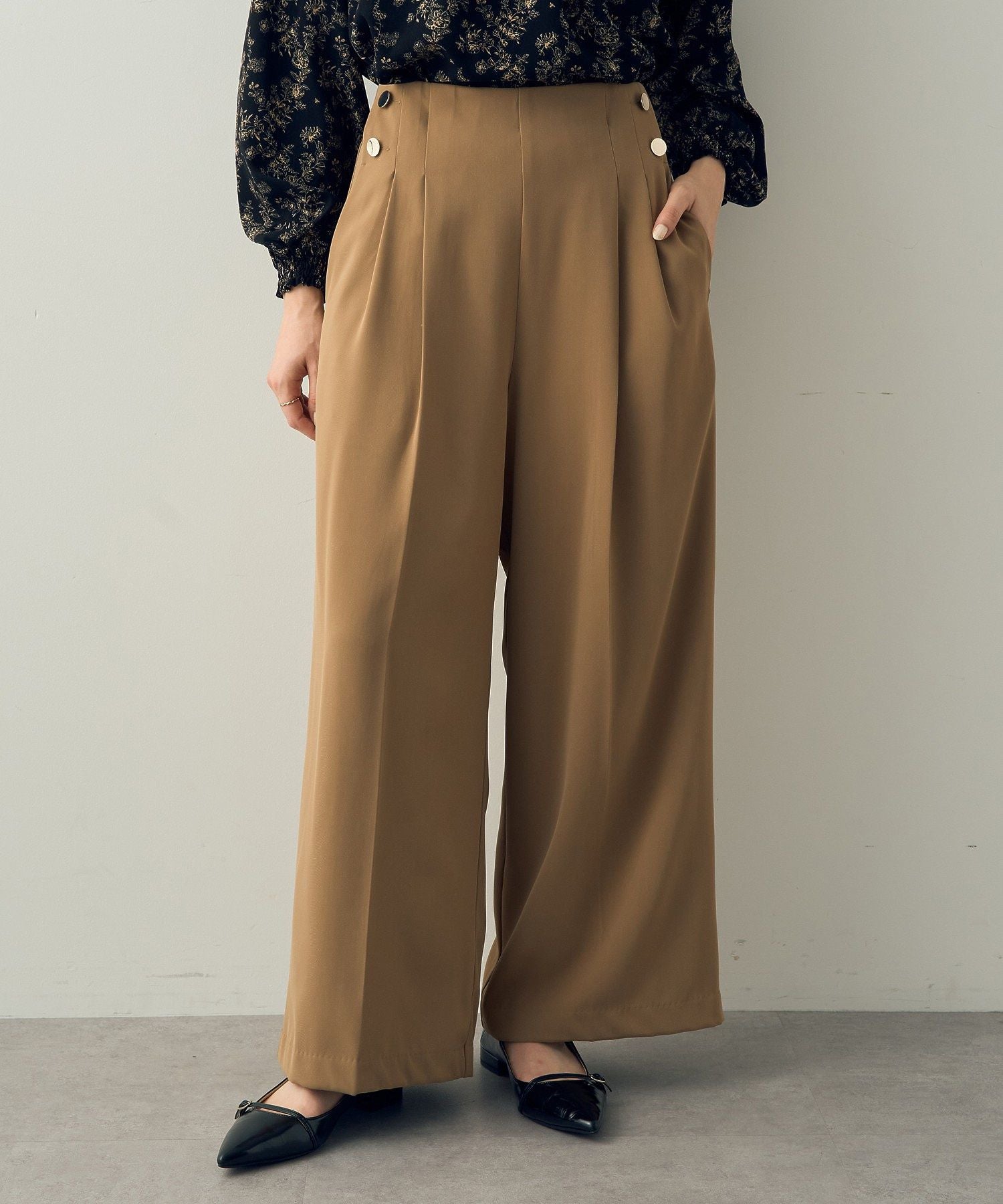 イェッカ ヴェッカ YECCA VECCA 金釦ワイドパンツ （アイボリー） アイボリー