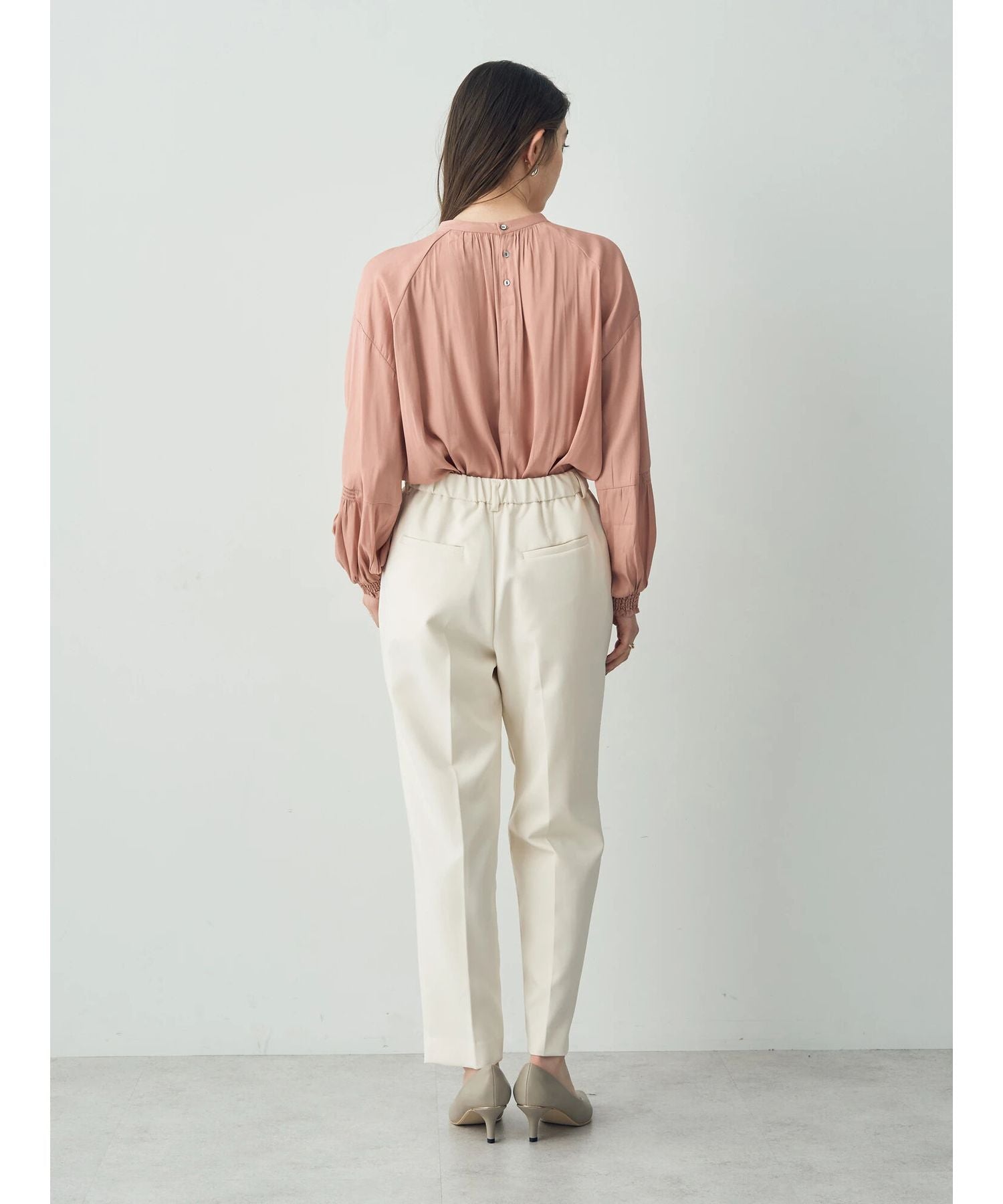 イェッカ ヴェッカ YECCA VECCA タックテーパードパンツ （アイボリー） アイボリー