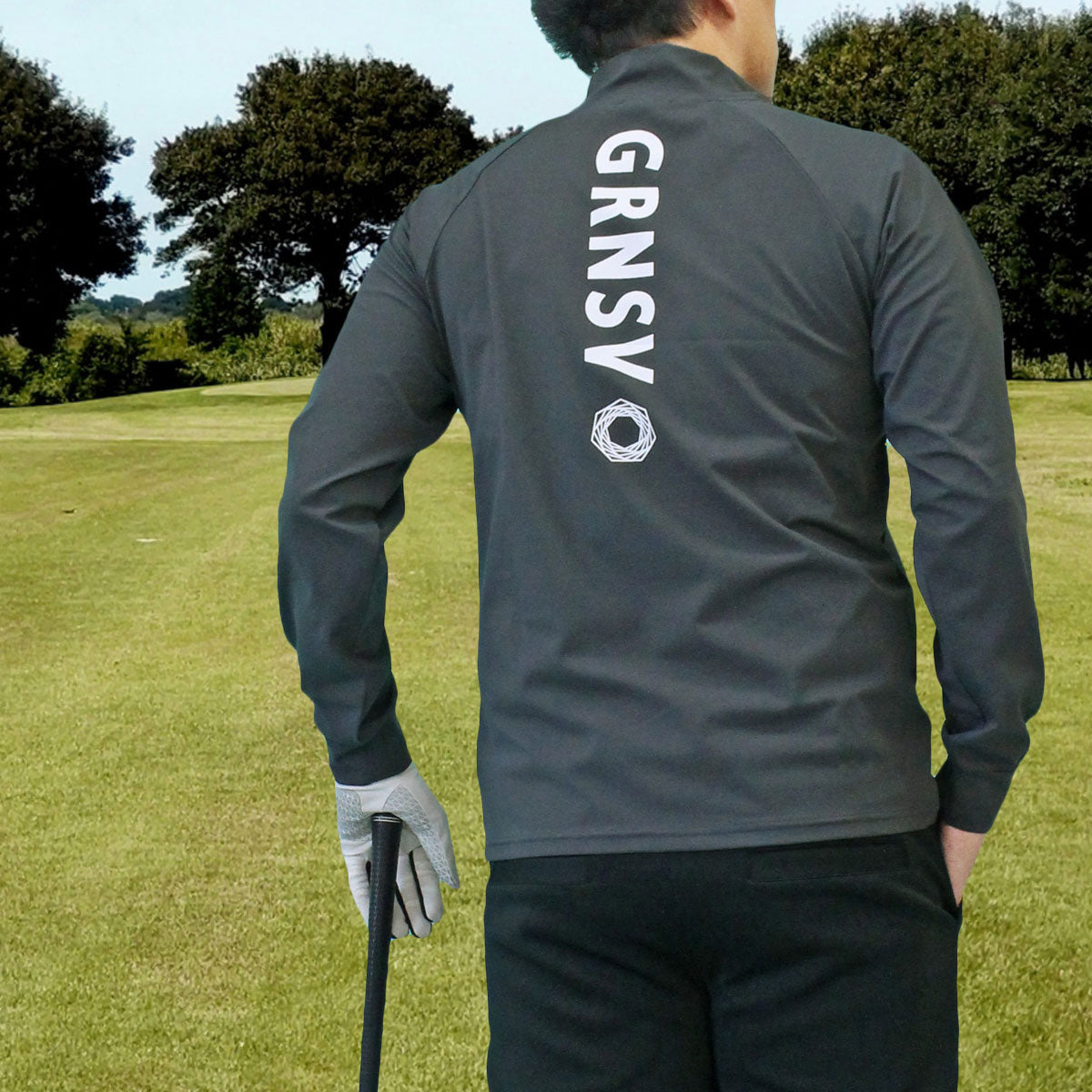 トップイズム TopIsm ゴルフウェア メンズ ハーフジップ モックネックシャツ  GIORNO SEVEN ジョルノセブン ハイネック トップス 長袖 ポロシャツ ロゴ バックプリント ブランド おしゃれ 春夏 秋冬 （4-チャコール） 4-チャコール