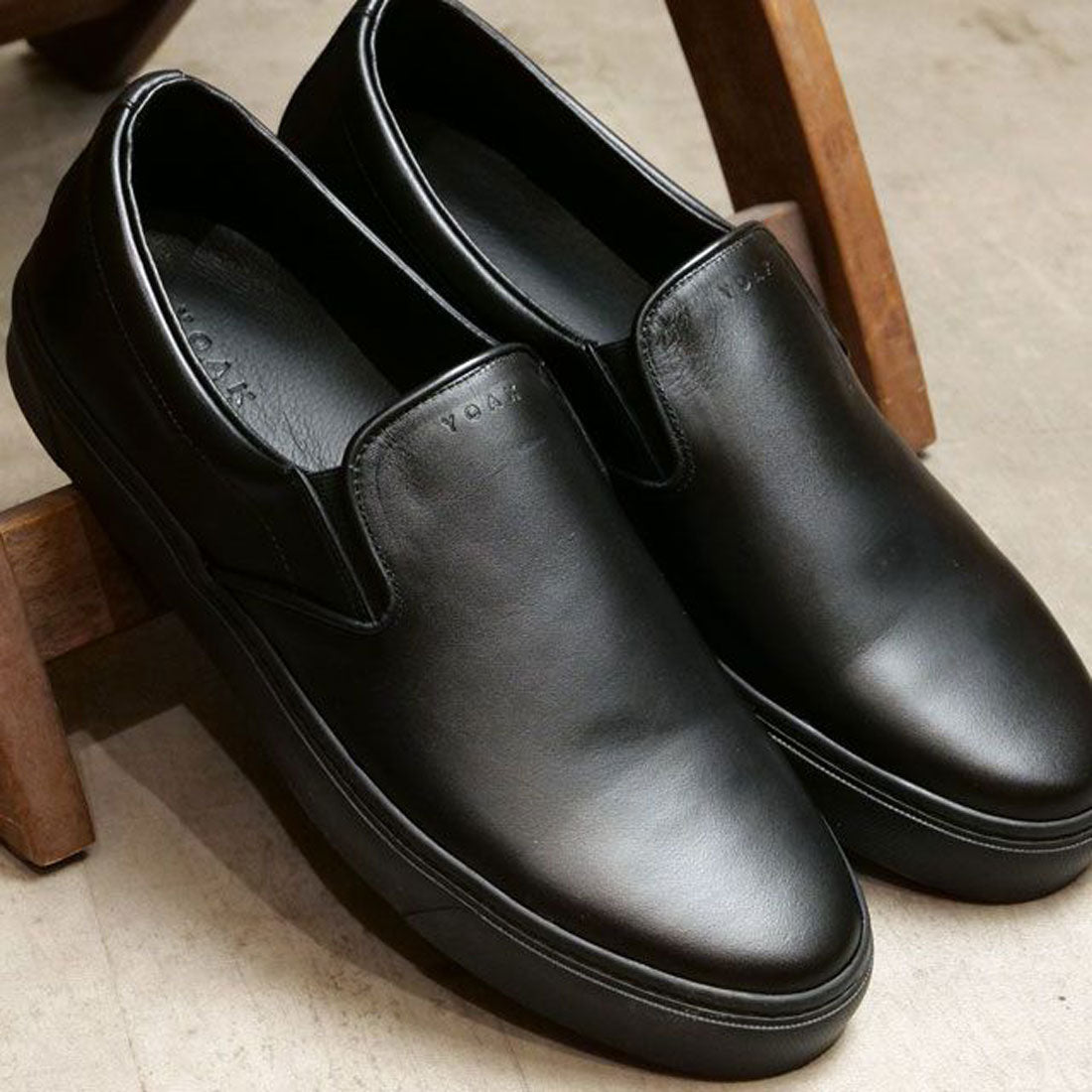 YOAK LILY 2 BLACK [386730-02]