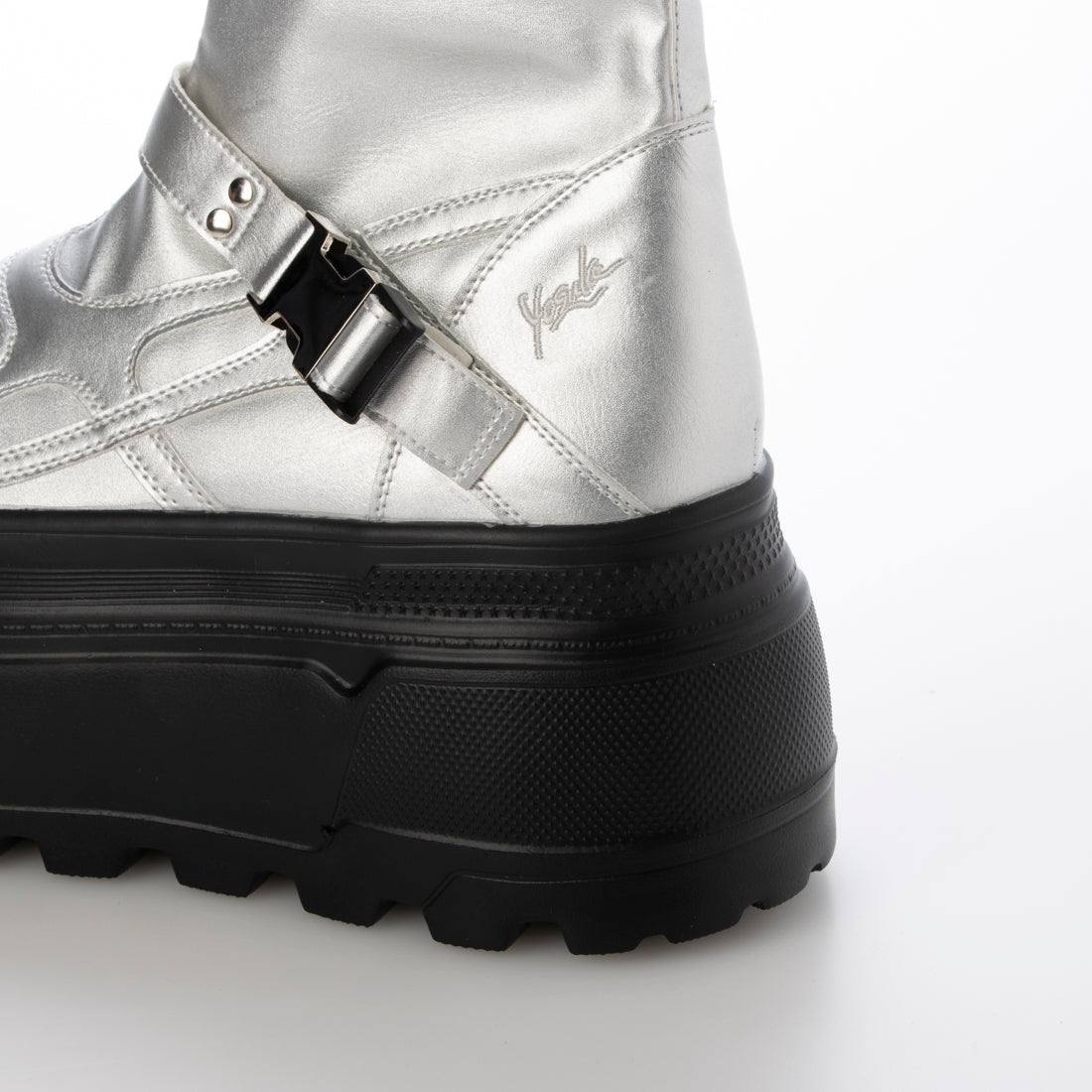 ヨースケ YOSUKE 厚底ショートブーツ