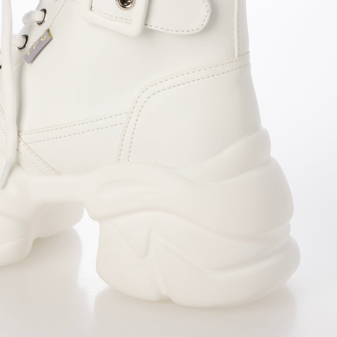 ヨースケ YOSUKE 厚底ハイカットスニーカー （ホワイト） ホワイト