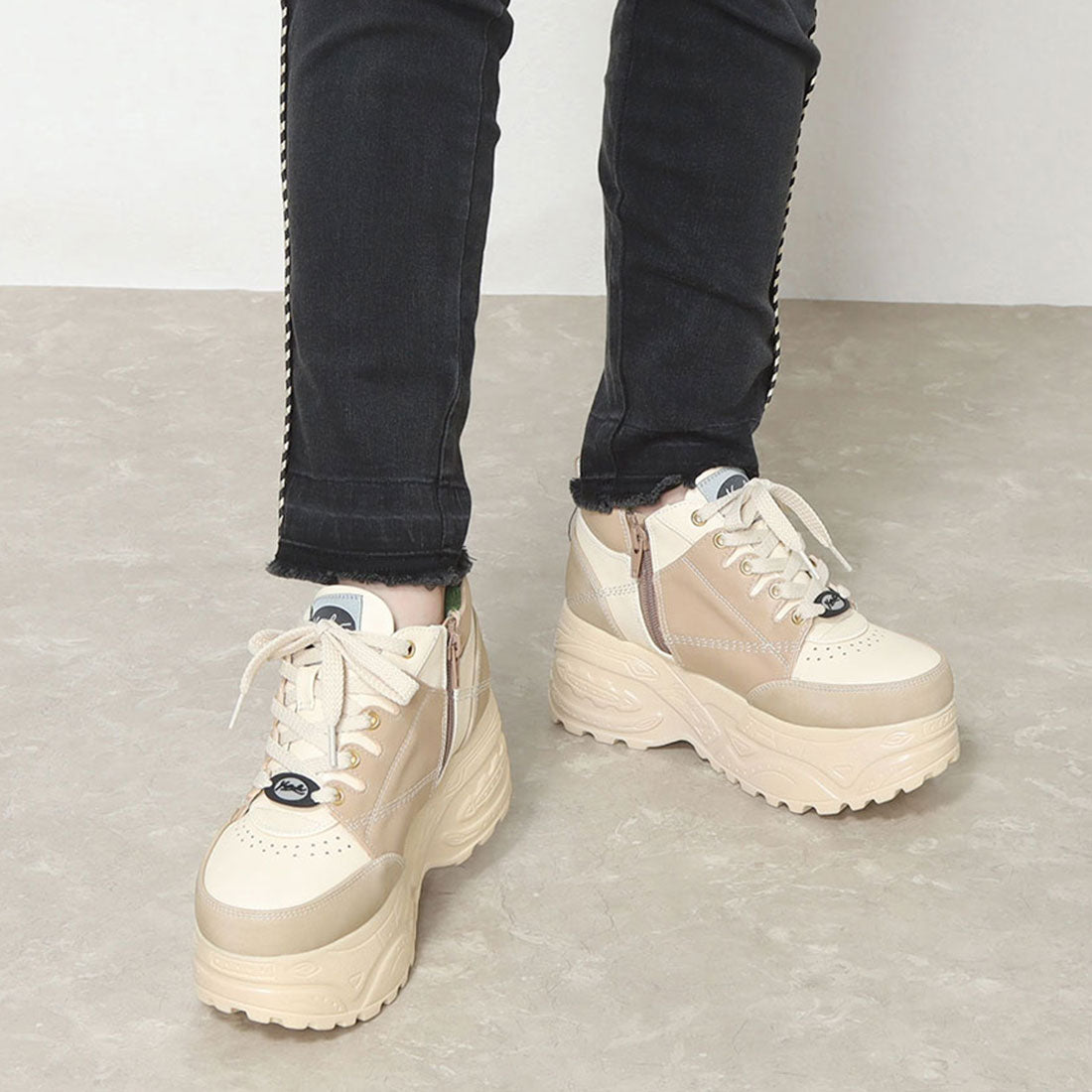 YOSUKE thick-soled flat sneakers