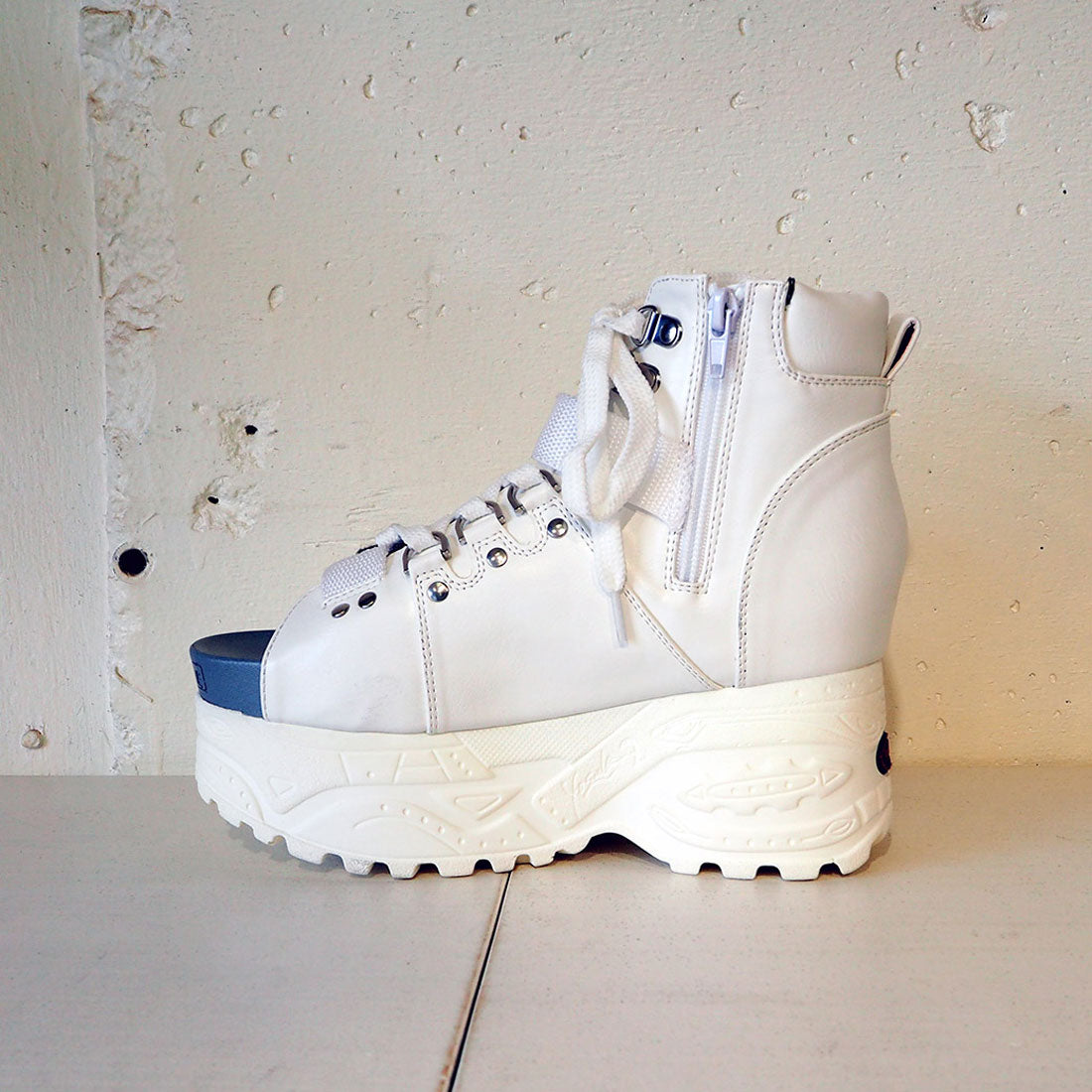 YOSUKE platform boots sandals
