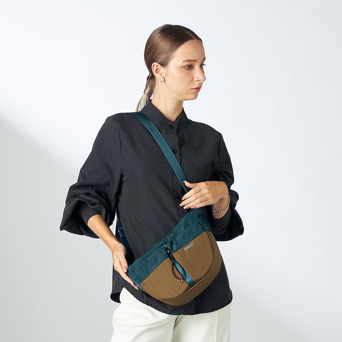 イザック Y'SACCS ドローストリング コンビカラーショルダー mini （ブルー） ブルー